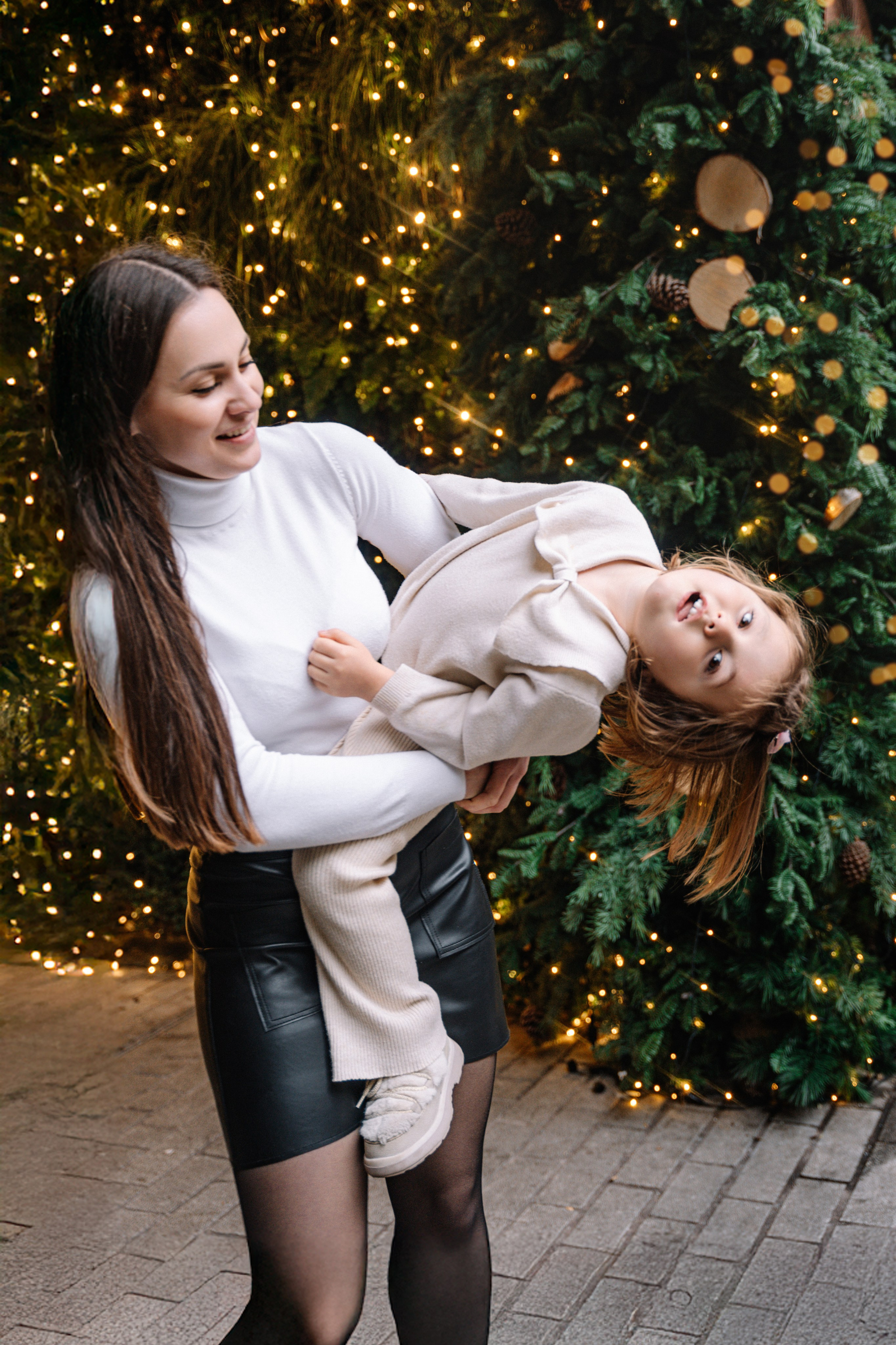 Olena & Kira. Tonya Kyrylenko photographer in London