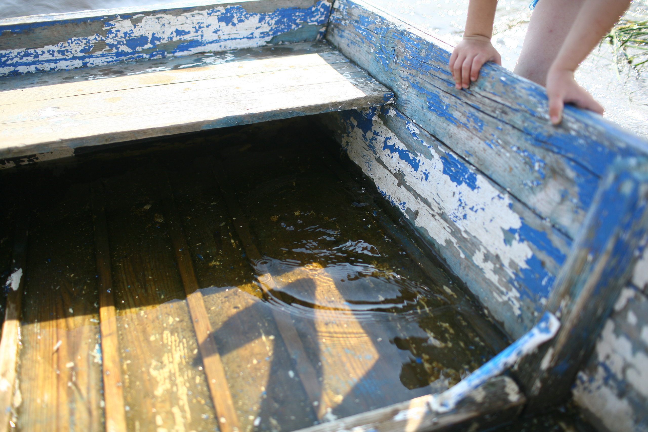 Documentary. Victoria Dini. Art photography in London / Folkestone, UK