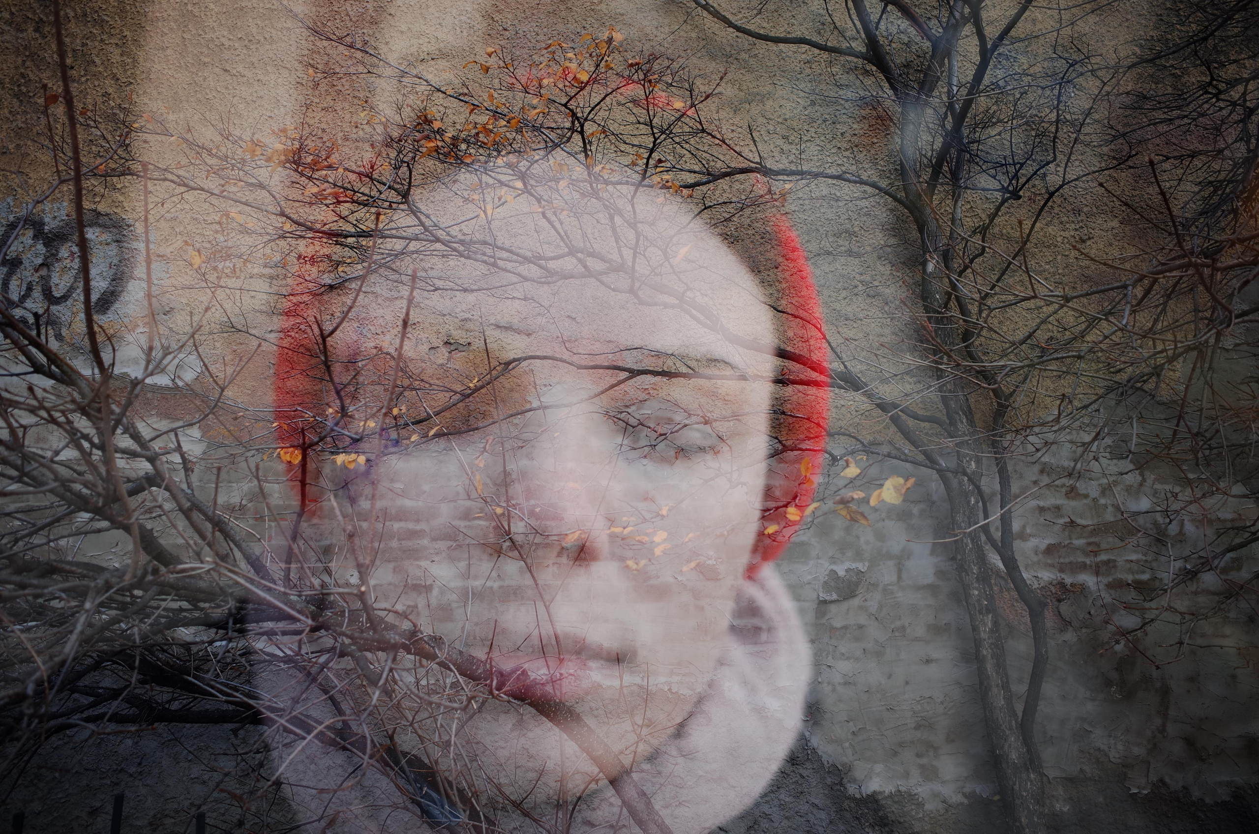 Being (in love with) women. Victoria Dini. Art photography in London / Folkestone, UK