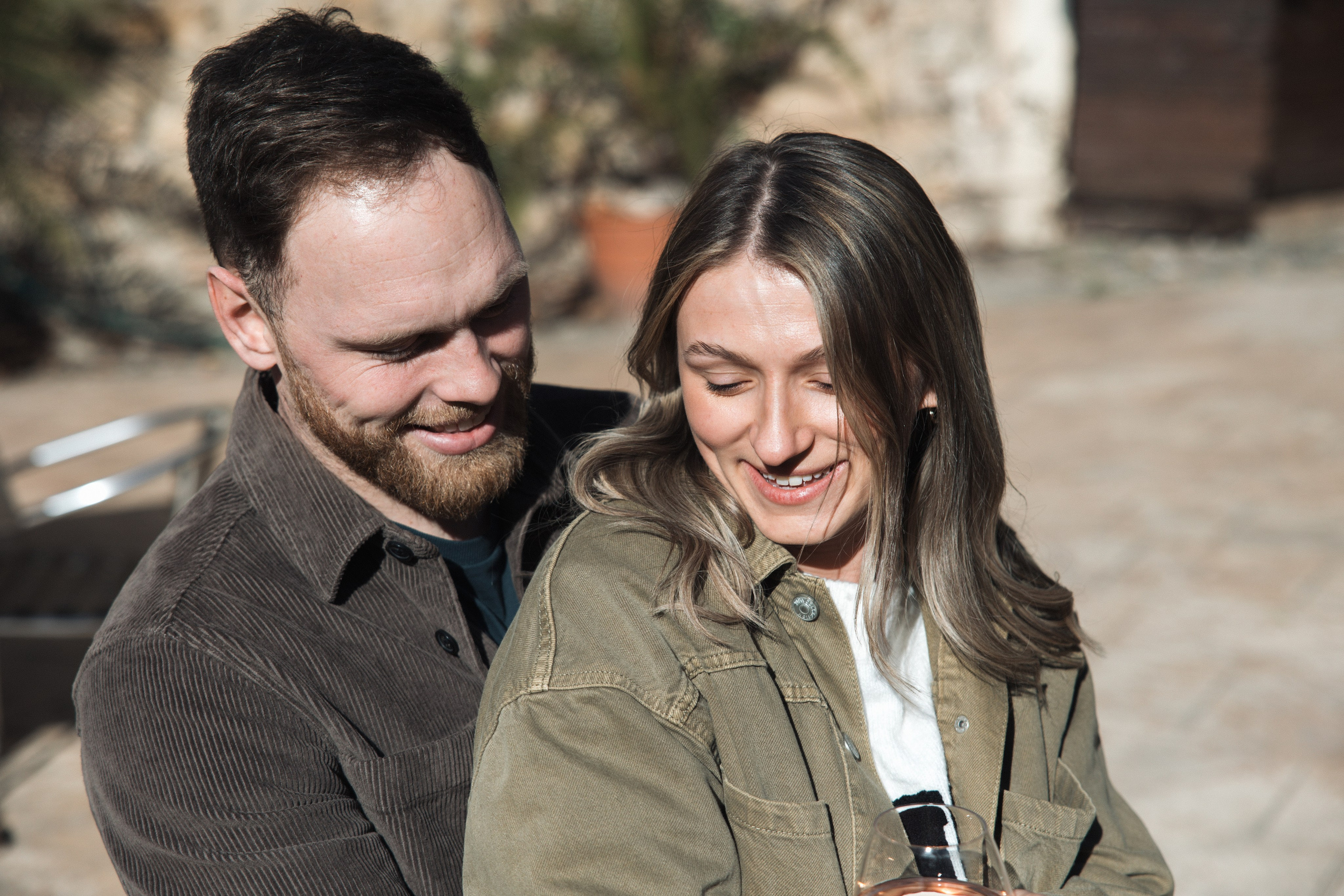 Фотосессия помолвки для Джесси и Стива в Château du Puits es Pratx. Евгения Смирнова — фотограф в Тулузе и юго-западной Франции