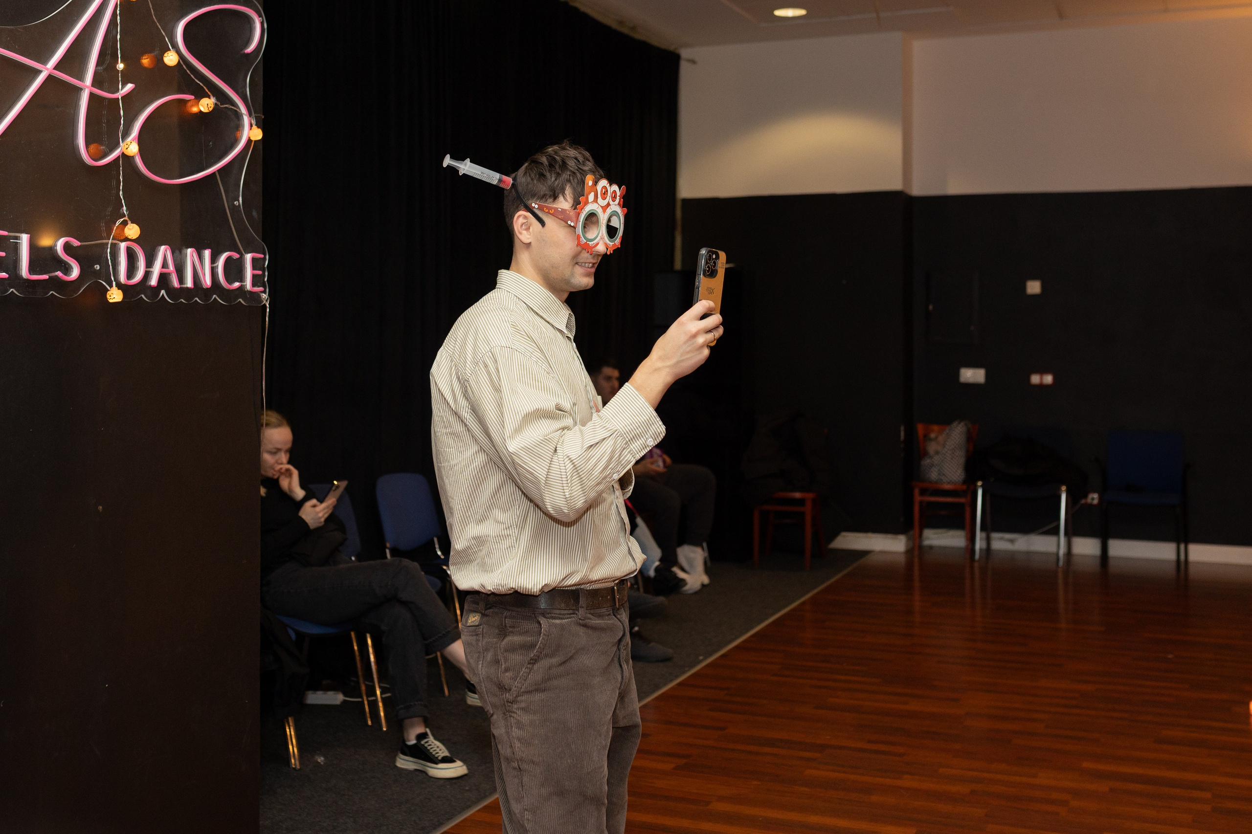 Leo dance studio Helloween 2025. Семейный и детский фотограф в Варшаве Мила Бобровская