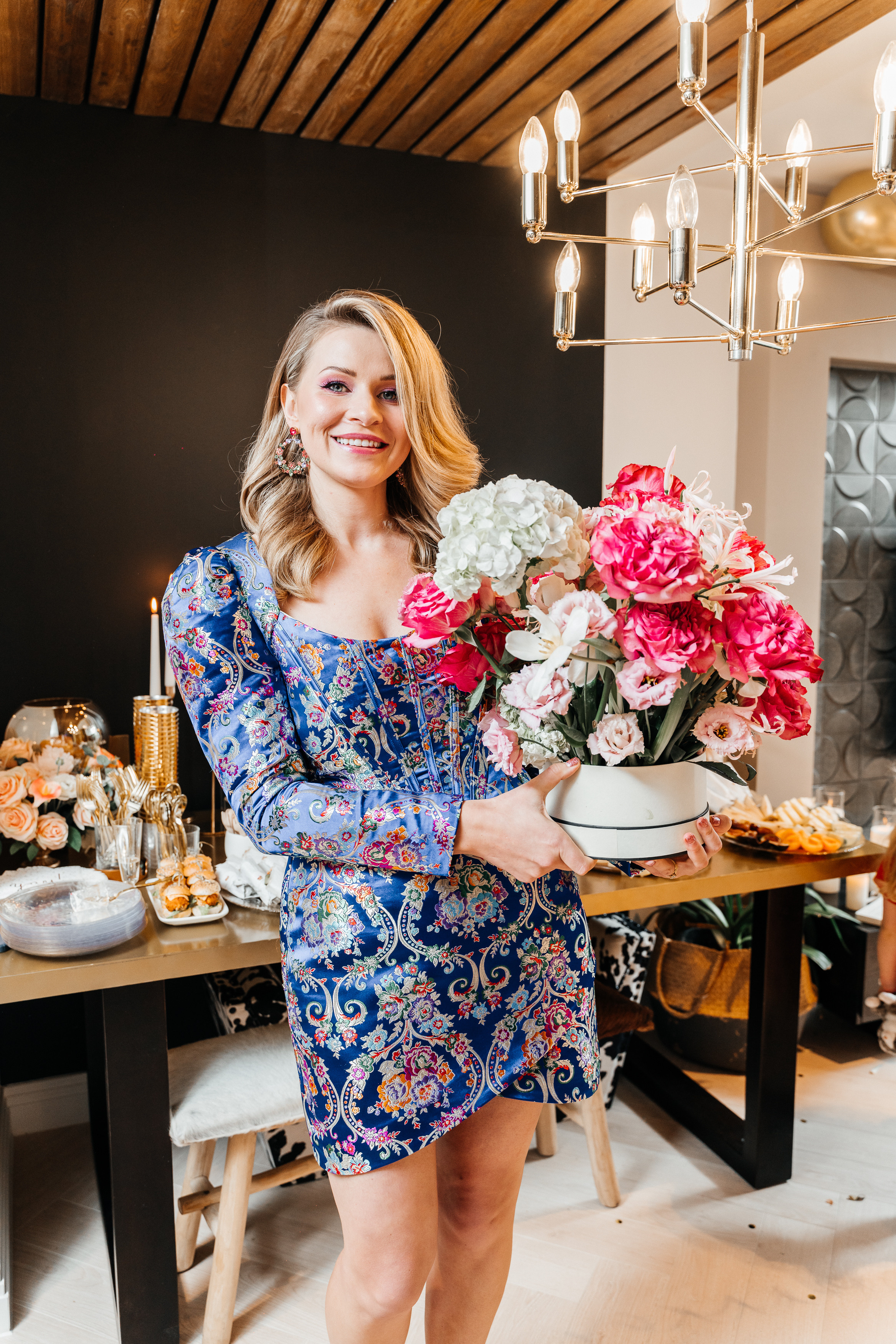 Birthday party photoshoot in London. Photographer in England Ekaterina Romanova