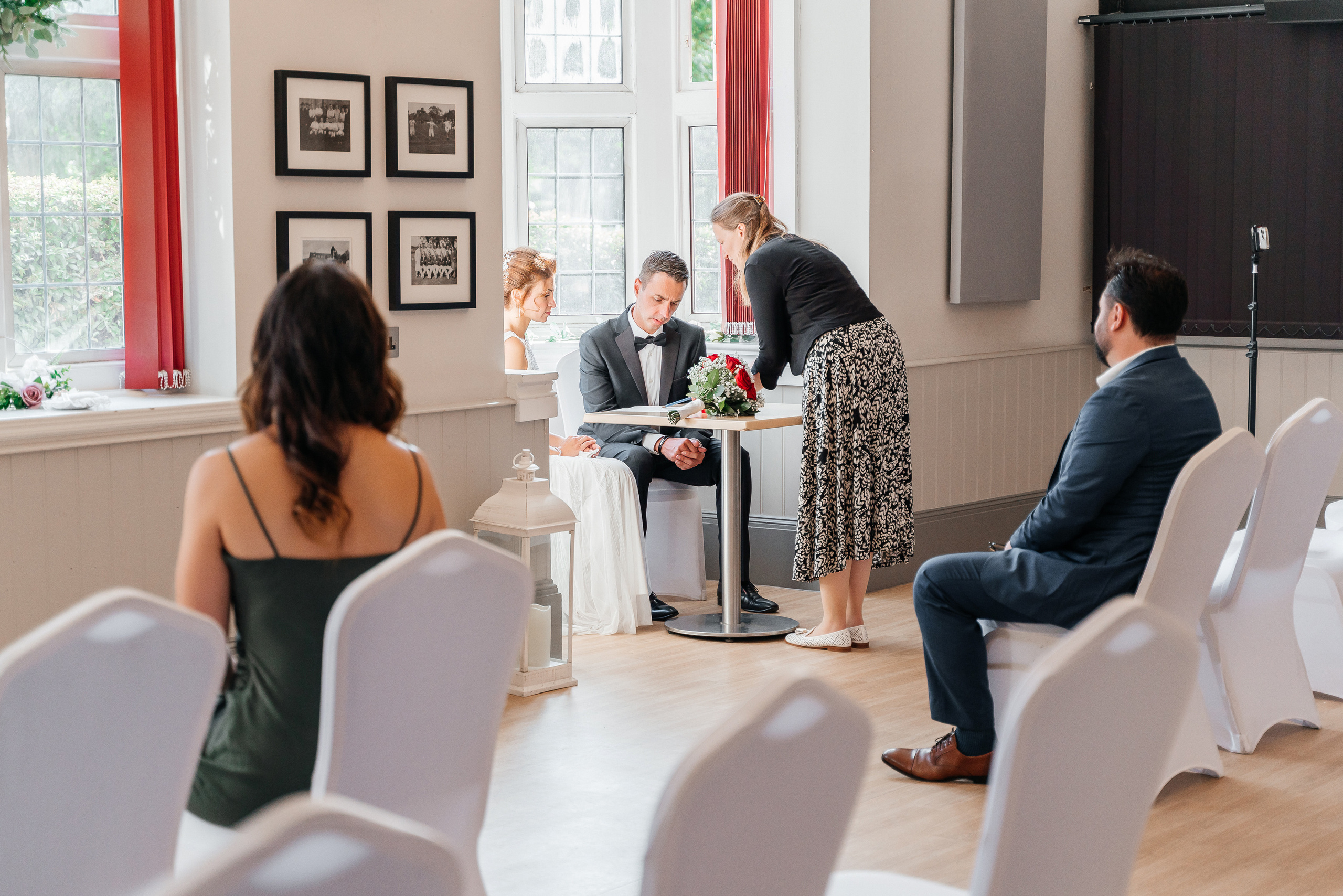 Documenting Love Stories: Beautiful Wedding Photography Wedding photographer London, wedding photographer in London, wedding photoshoot in London, wedding ceremony photoshoot, marriage ceremony photoshoot, marriage ceremony photoshoot, Свадебный фотограф Лондон, свадебный фотограф в Лондоне, свадебная фотосессия в Лондоне, фотосессия свадебной церемонии, фотосессия росписи в Лондоне, стоимость фотосесии росписи в Лондоне