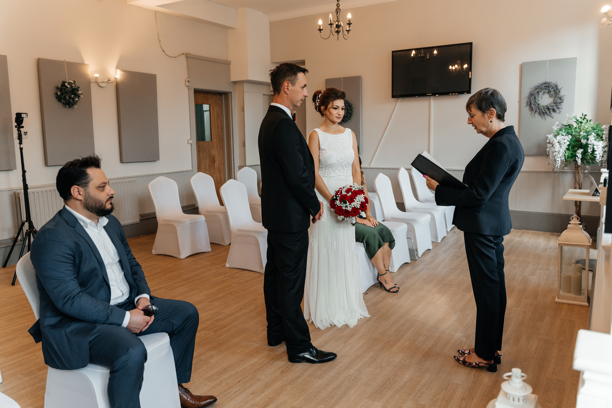 Documenting Love Stories: Beautiful Wedding Photography Wedding photographer London, wedding photographer in London, wedding photoshoot in London, wedding ceremony photoshoot, marriage ceremony photoshoot, marriage ceremony photoshoot, Свадебный фотограф Лондон, свадебный фотограф в Лондоне, свадебная фотосессия в Лондоне, фотосессия свадебной церемонии, фотосессия росписи в Лондоне, стоимость фотосесии росписи в Лондоне