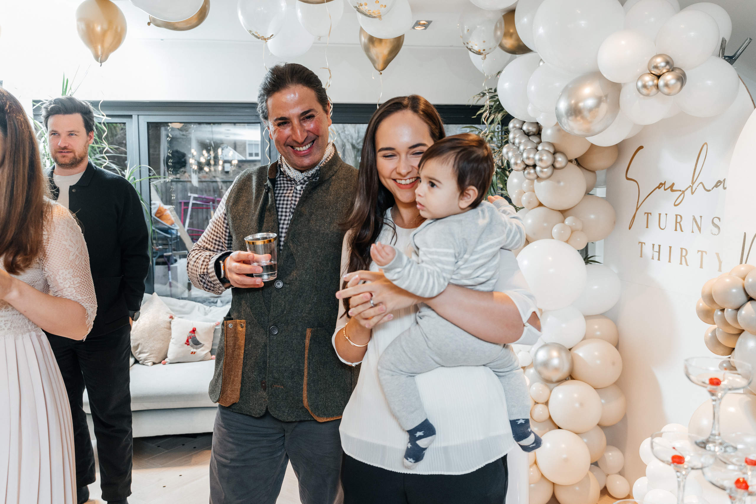 Birthday party photoshoot in London. Photographer in England Ekaterina Romanova