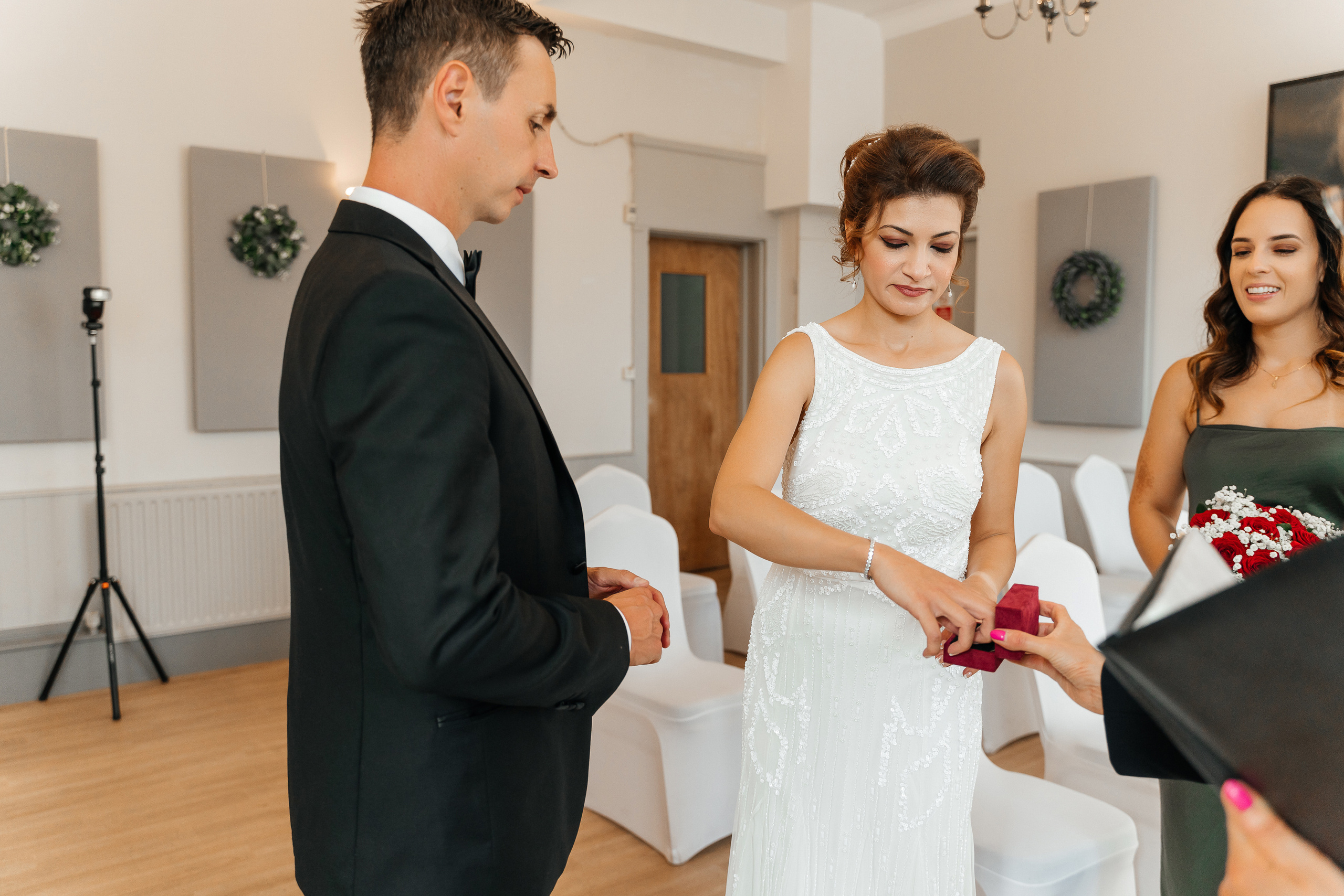 Documenting Love Stories: Beautiful Wedding Photography Wedding photographer London, wedding photographer in London, wedding photoshoot in London, wedding ceremony photoshoot, marriage ceremony photoshoot, marriage ceremony photoshoot, Свадебный фотограф Лондон, свадебный фотограф в Лондоне, свадебная фотосессия в Лондоне, фотосессия свадебной церемонии, фотосессия росписи в Лондоне, стоимость фотосесии росписи в Лондоне