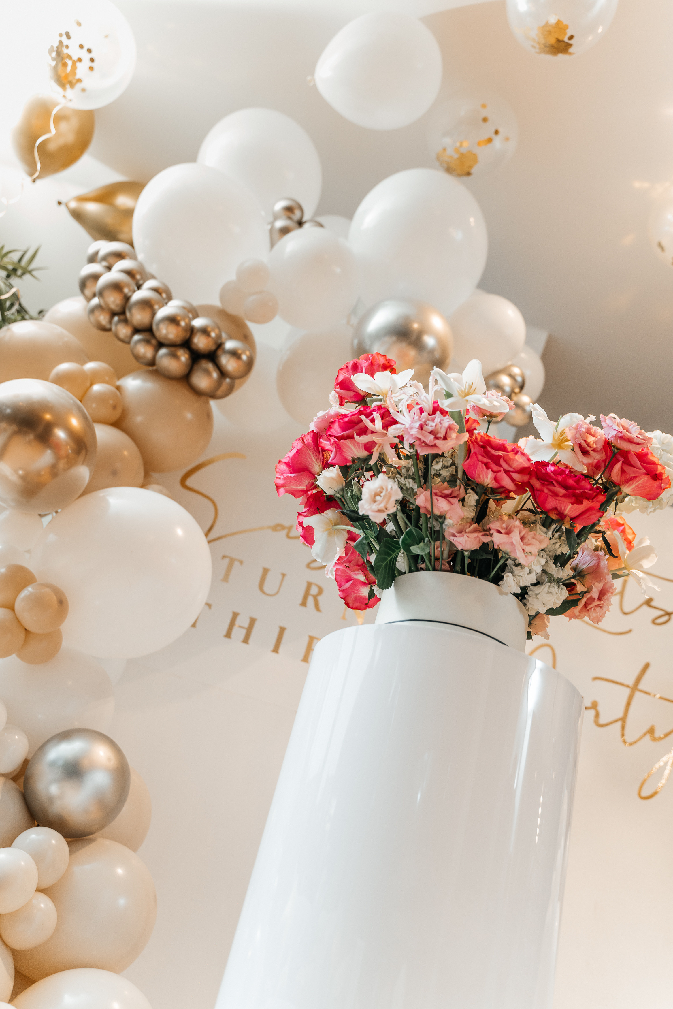 Birthday party photoshoot in London. Photographer in England Ekaterina Romanova