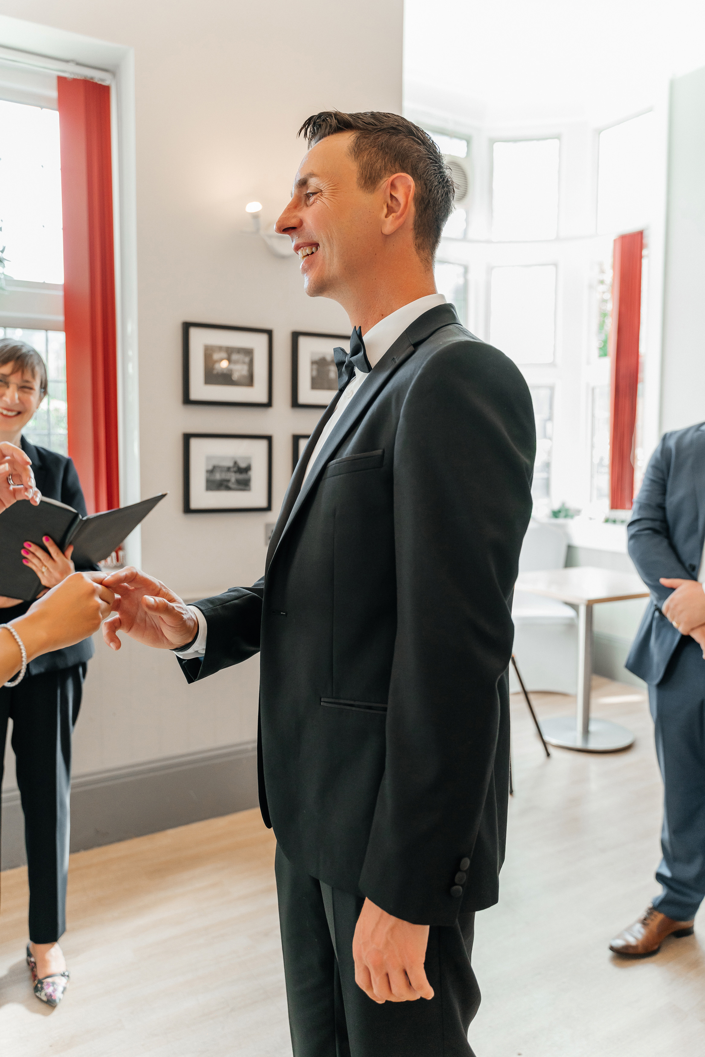 Documenting Love Stories: Beautiful Wedding Photography Wedding photographer London, wedding photographer in London, wedding photoshoot in London, wedding ceremony photoshoot, marriage ceremony photoshoot, marriage ceremony photoshoot, Свадебный фотограф Лондон, свадебный фотограф в Лондоне, свадебная фотосессия в Лондоне, фотосессия свадебной церемонии, фотосессия росписи в Лондоне, стоимость фотосесии росписи в Лондоне