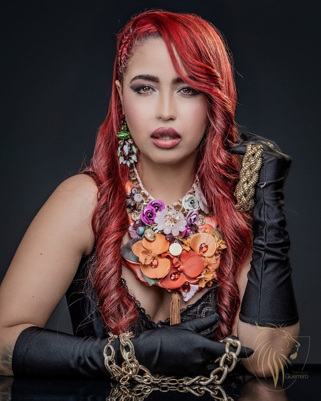 REVELADO PROFESIONAL EN 4 HORAS Desde la selección de fotos hasta el toque final. Lightroom + Photoshop + Flujo Real de Trabajo