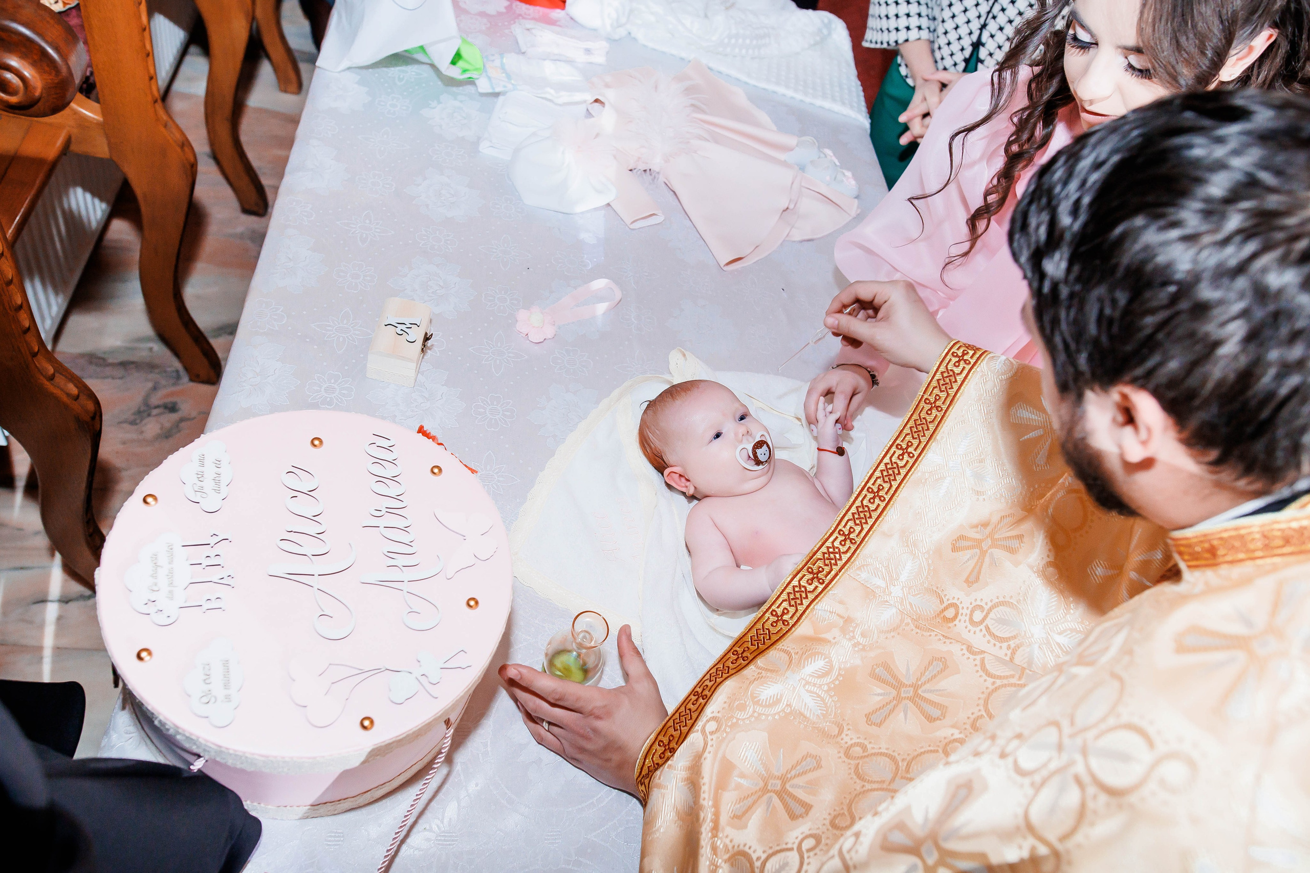 Botez. Dream Studio Galați – ședințe foto profesionale pentru familie, portrete și evenimente