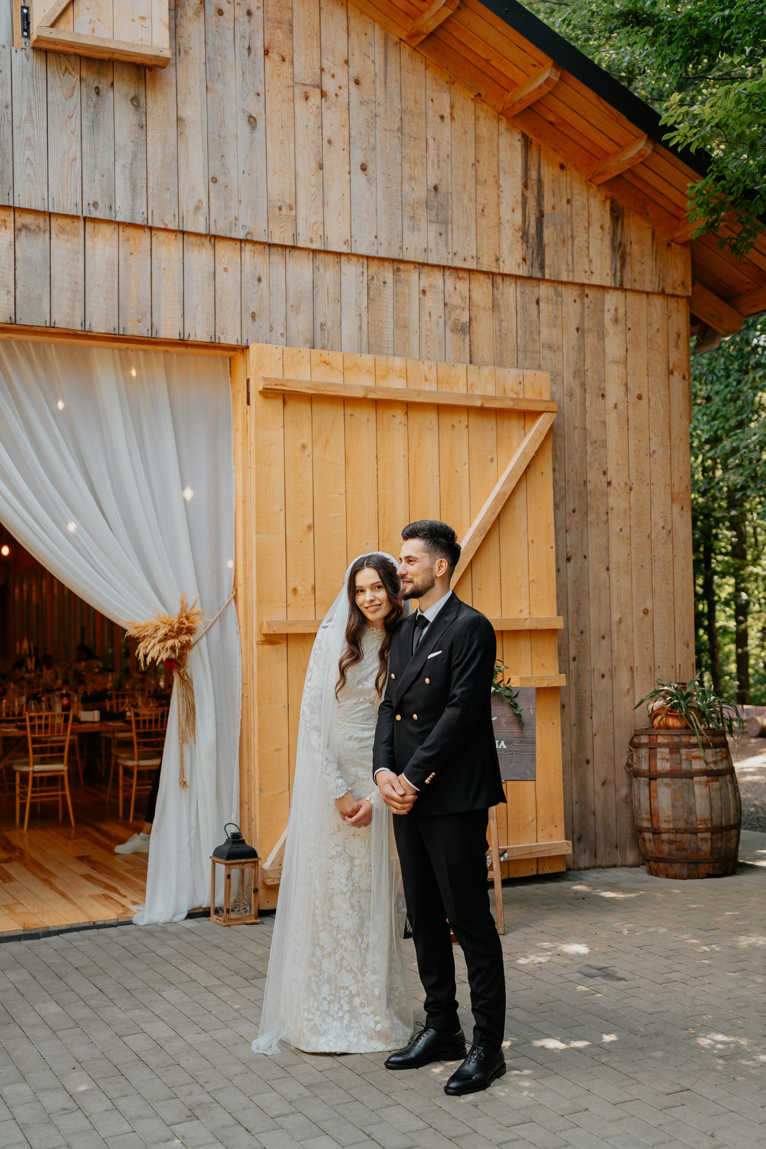 E & V. Fotograf Nunta Iasi - Hearts & Pictures