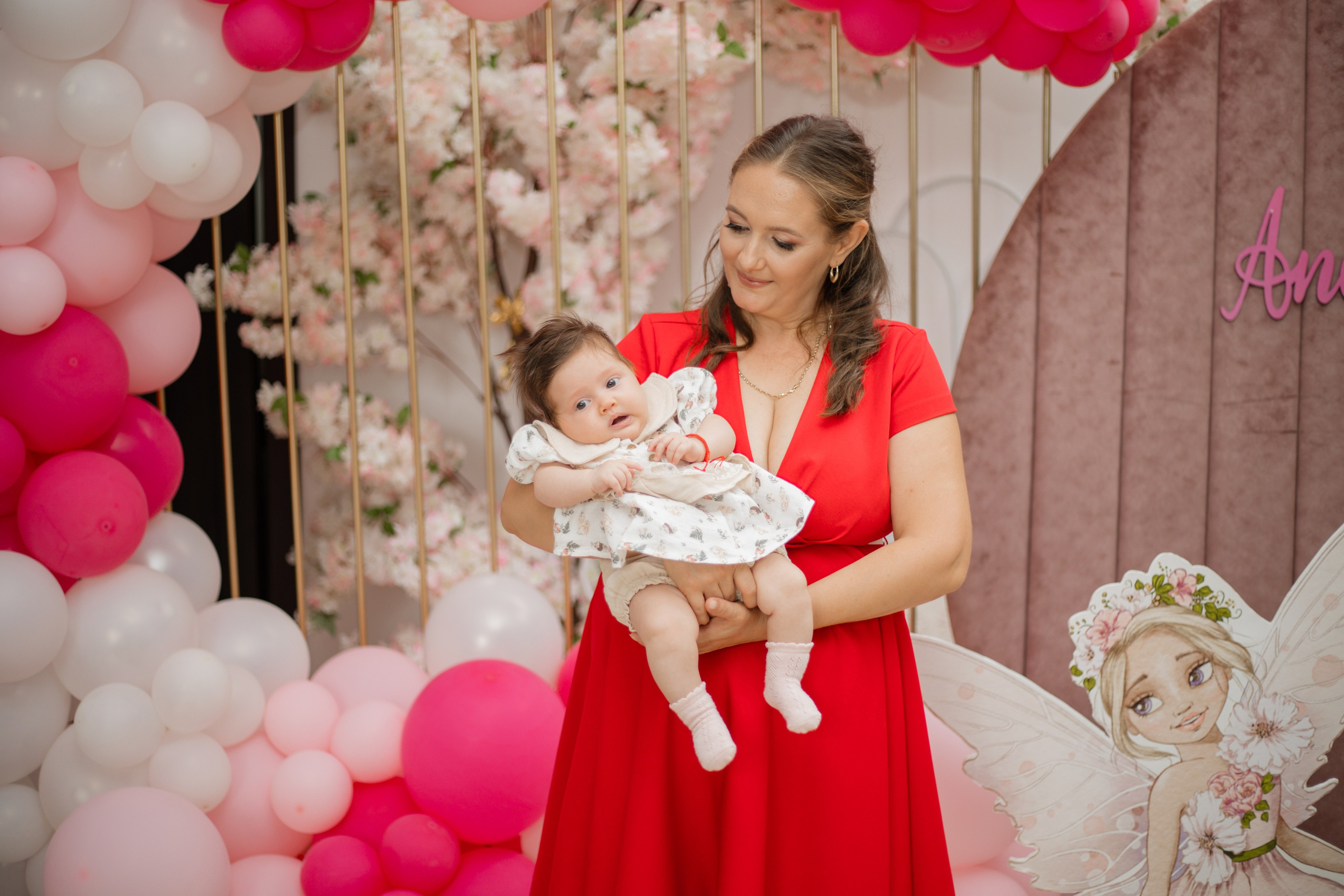 Anastasia. Fotograf si videograf — evenimente si studio