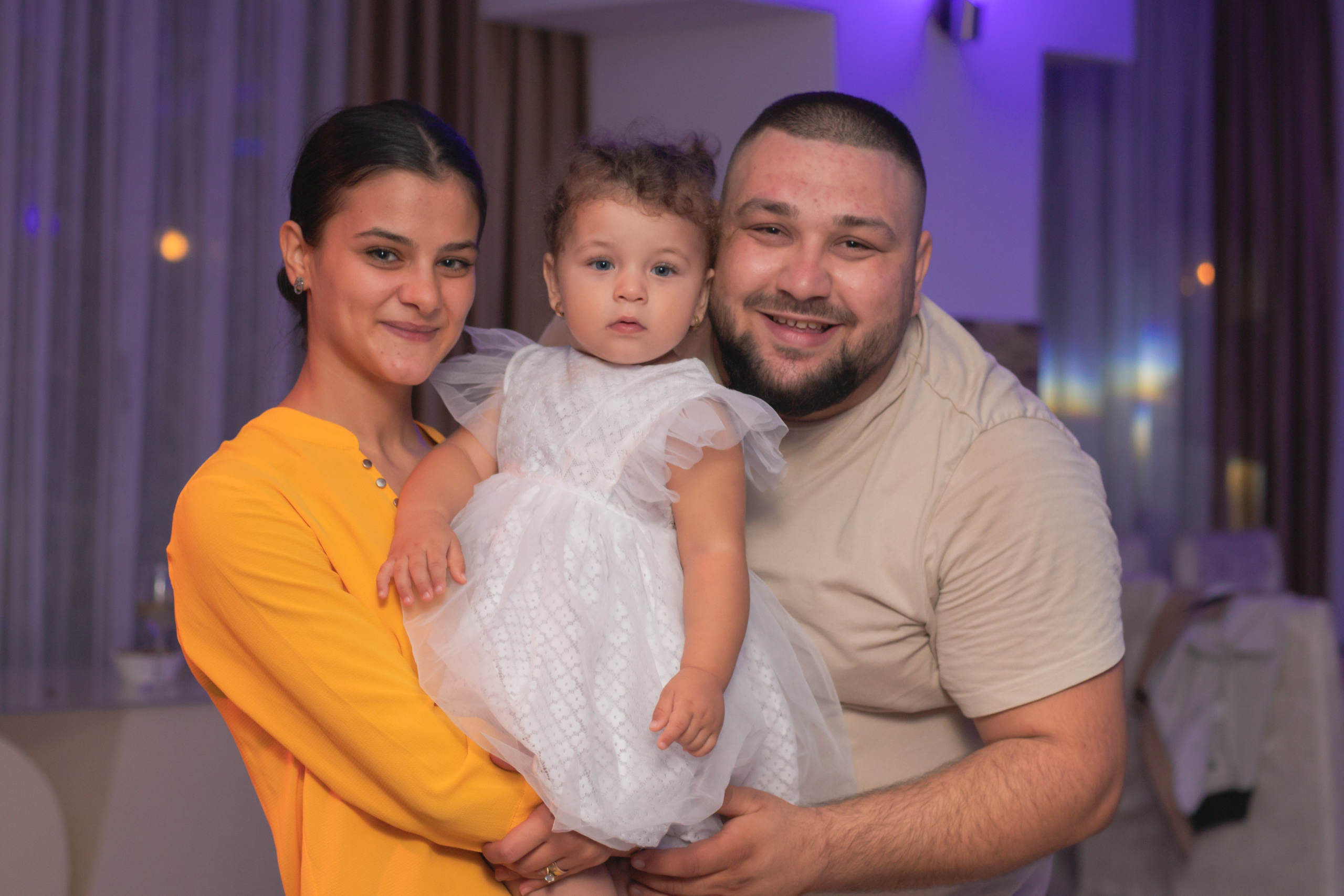 Ariana. Fotograf si videograf — evenimente si studio