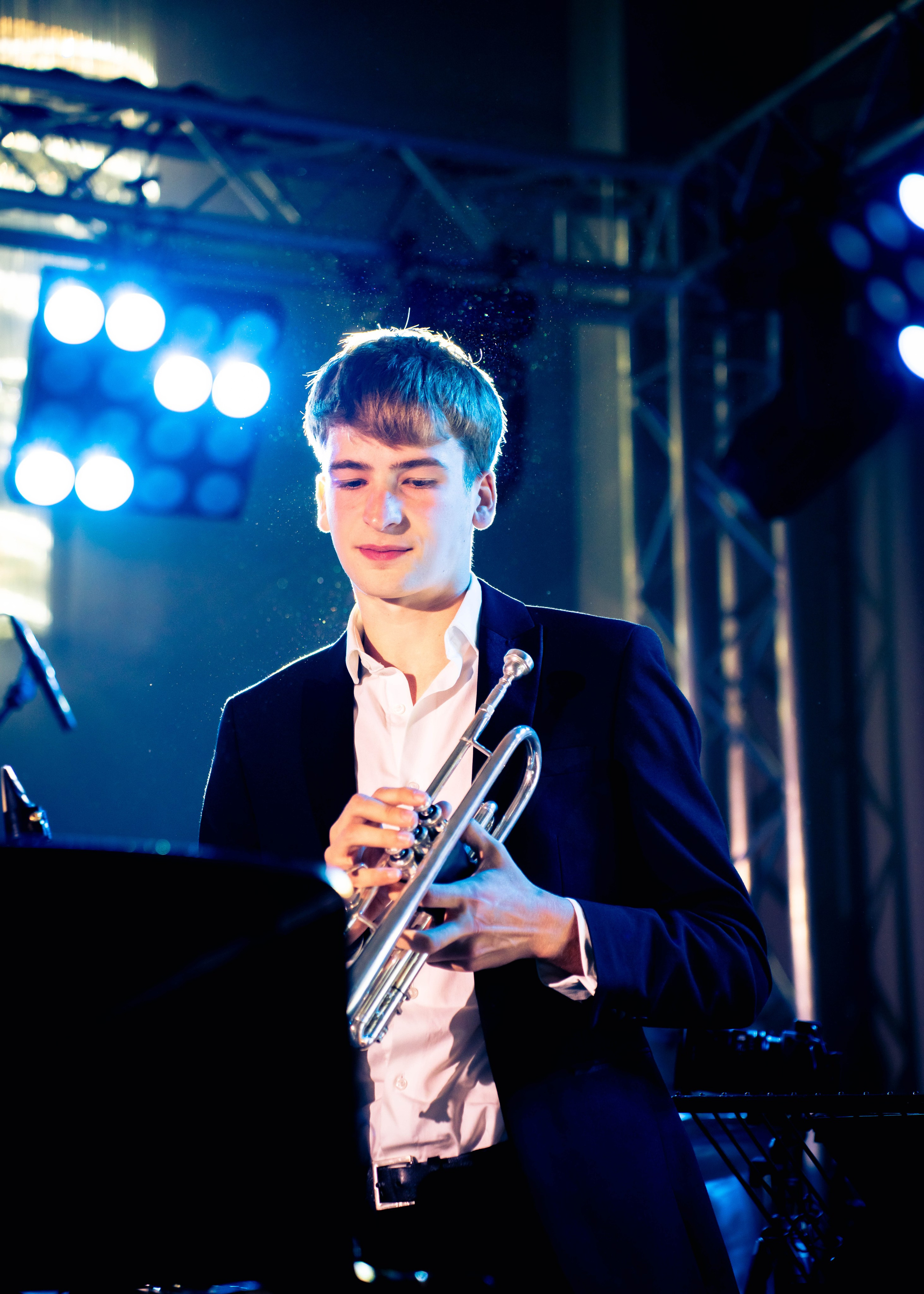 The Midas Touch: Van Mildert Summer Ball. Expect Miracles Photography by Kate & Andrew