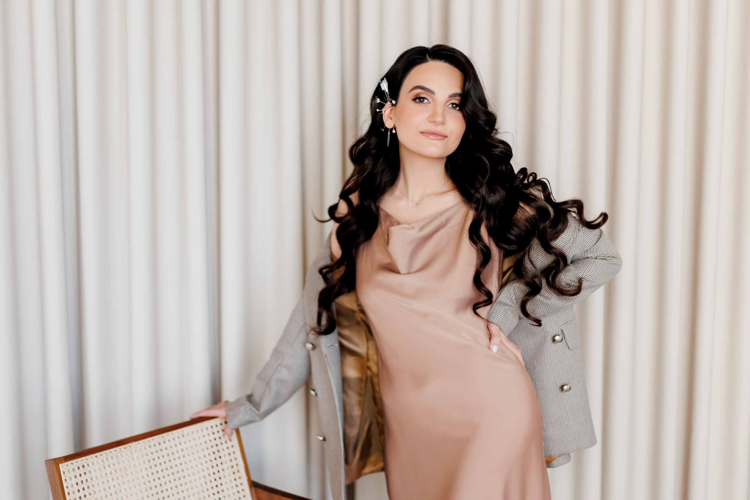 Gretta. Wedding and Family Photograph