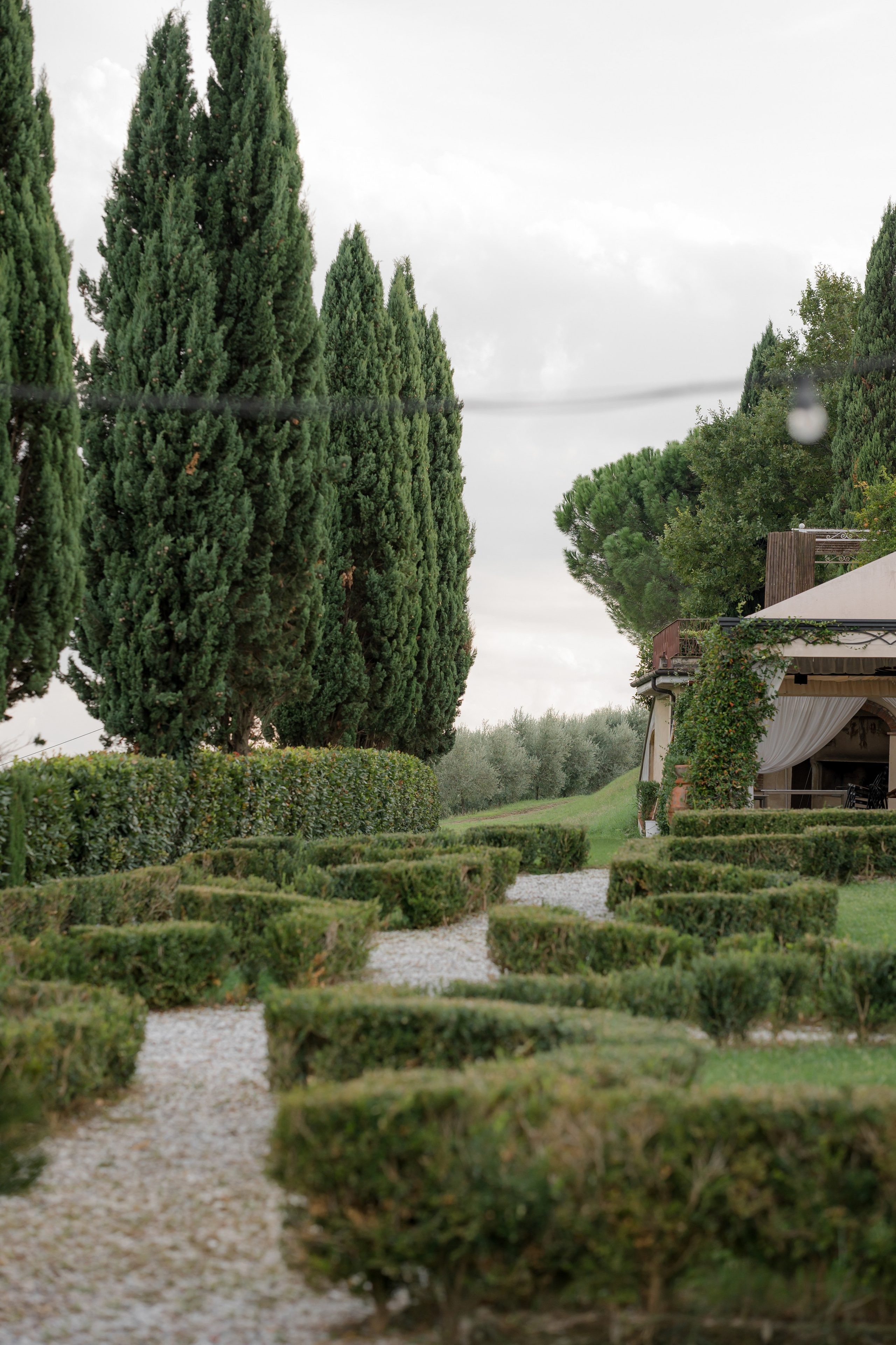 Dom&Ally. Wedding photographer Italy