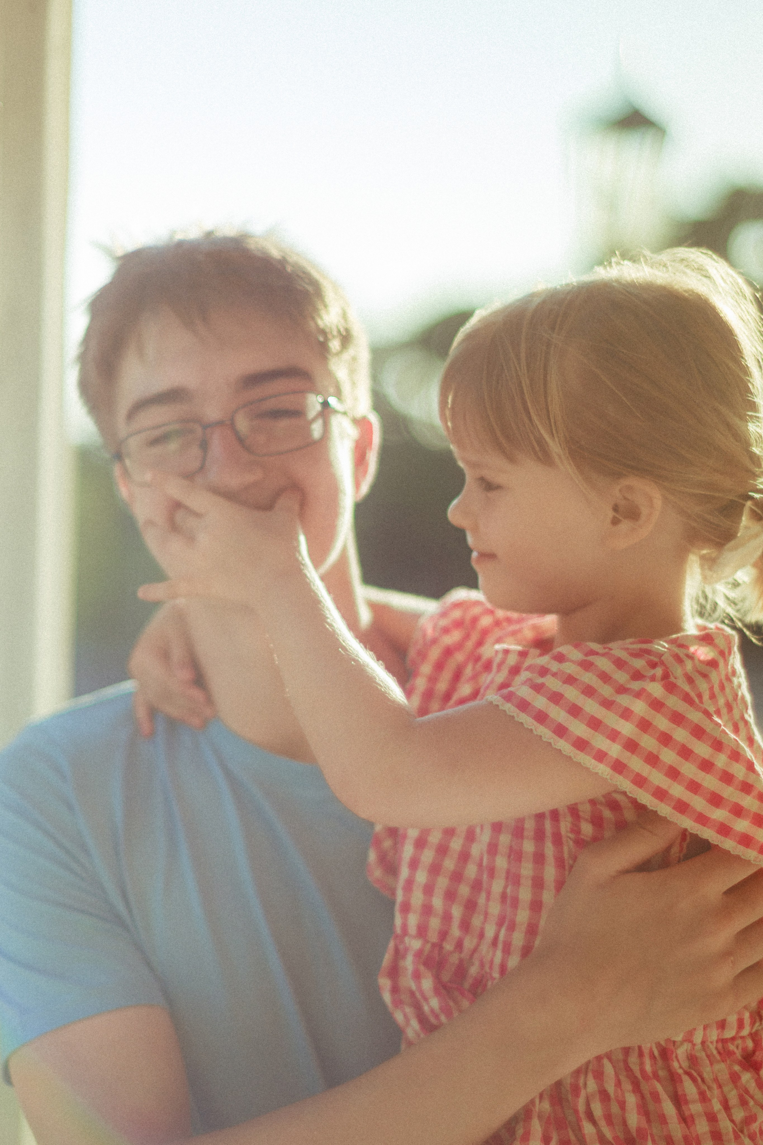 Photoshoot for Vera and her family in Athens. Photographer in Greece Kristina