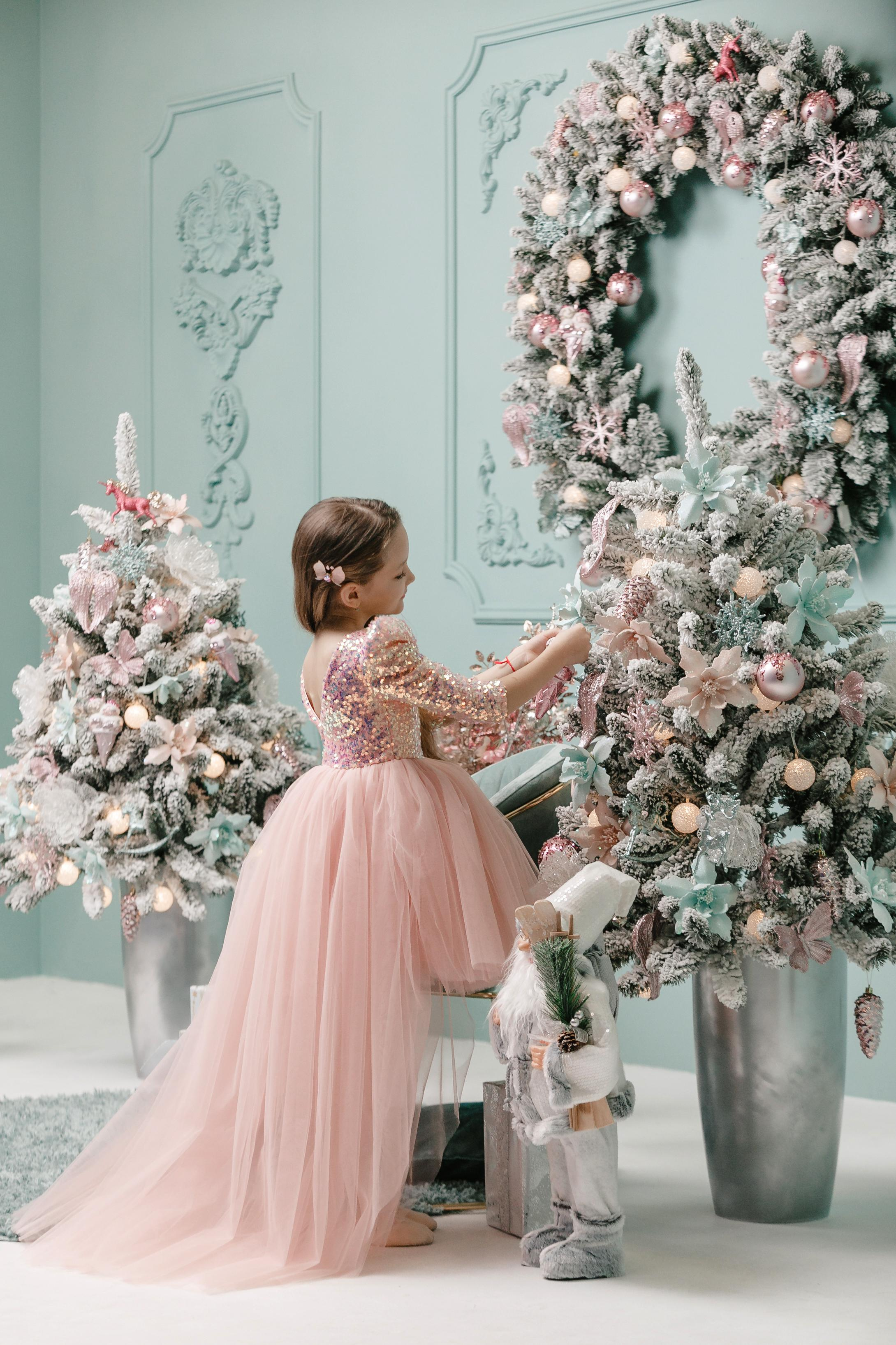 Newborn and Kids. Iurkovski PHOTOGRAPHY in Europe. Luxury destination weddings and events