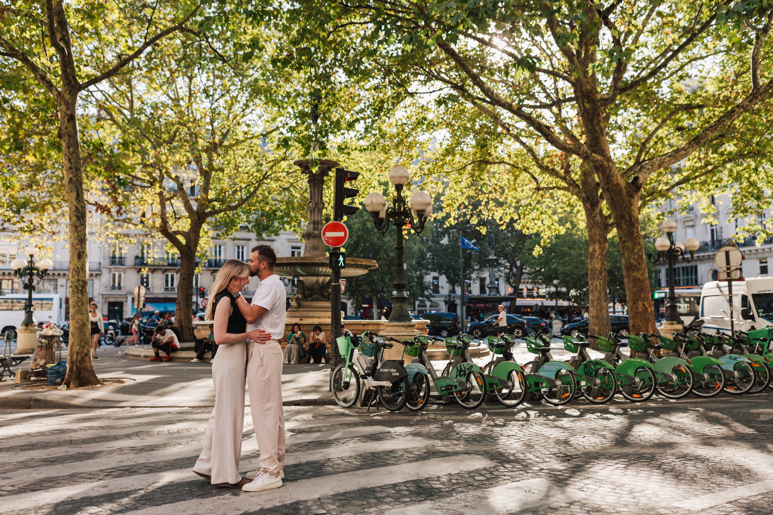 Paris couple shooting. Photographer Rouen, France