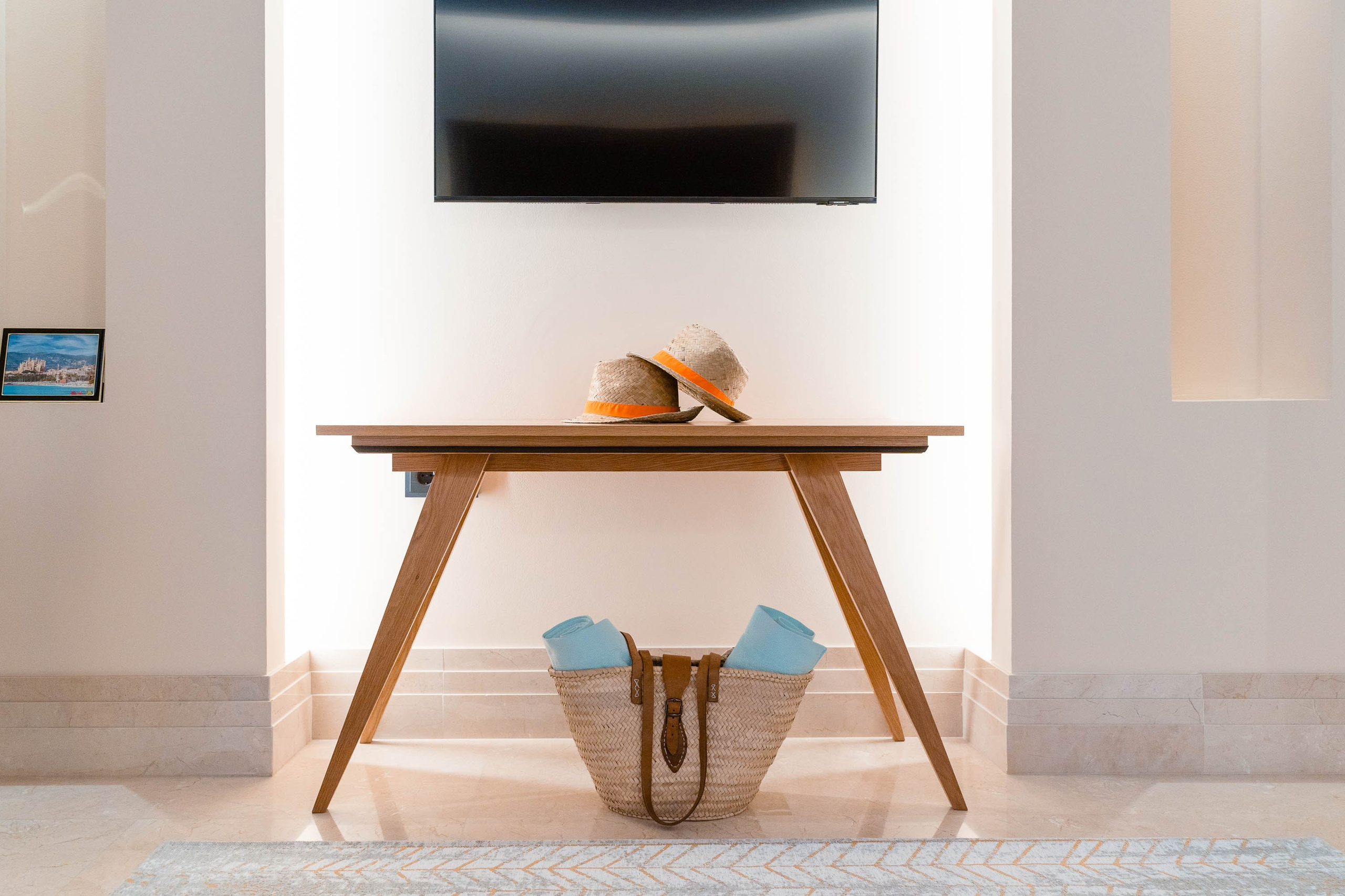 Fotografía comercial de habitaciones en Hotel Son Claret. Mallorca Wedding, Corporate & Social Photographer