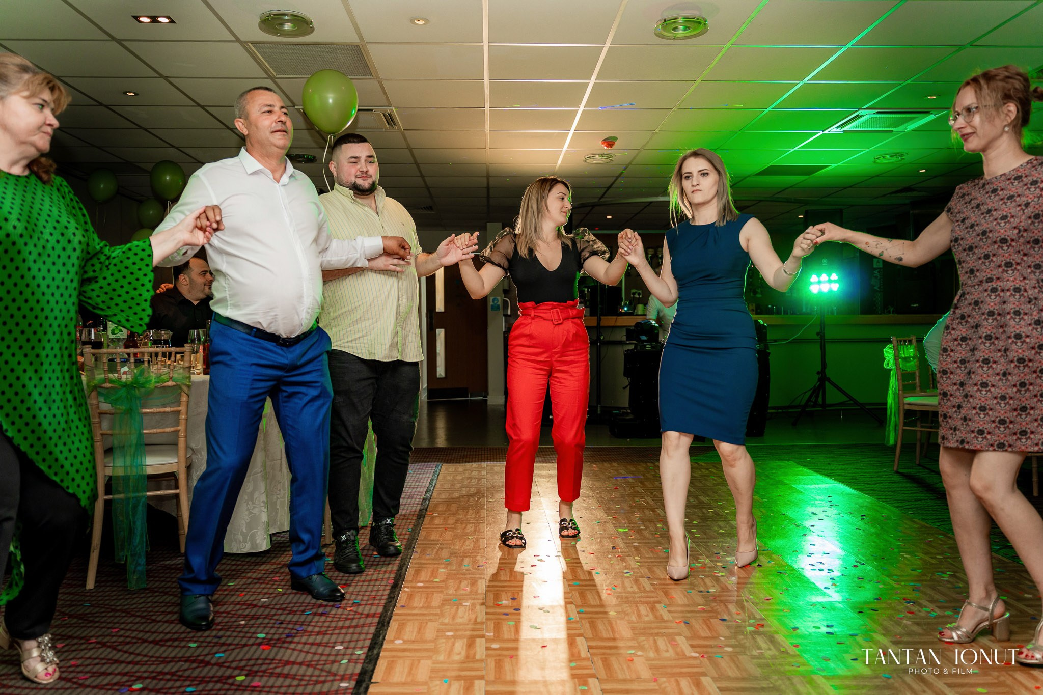 Amintiri de Neuitat la Botez - Ionut Tantan Foto & Film. TANTAN IONUT FOTO & FILM