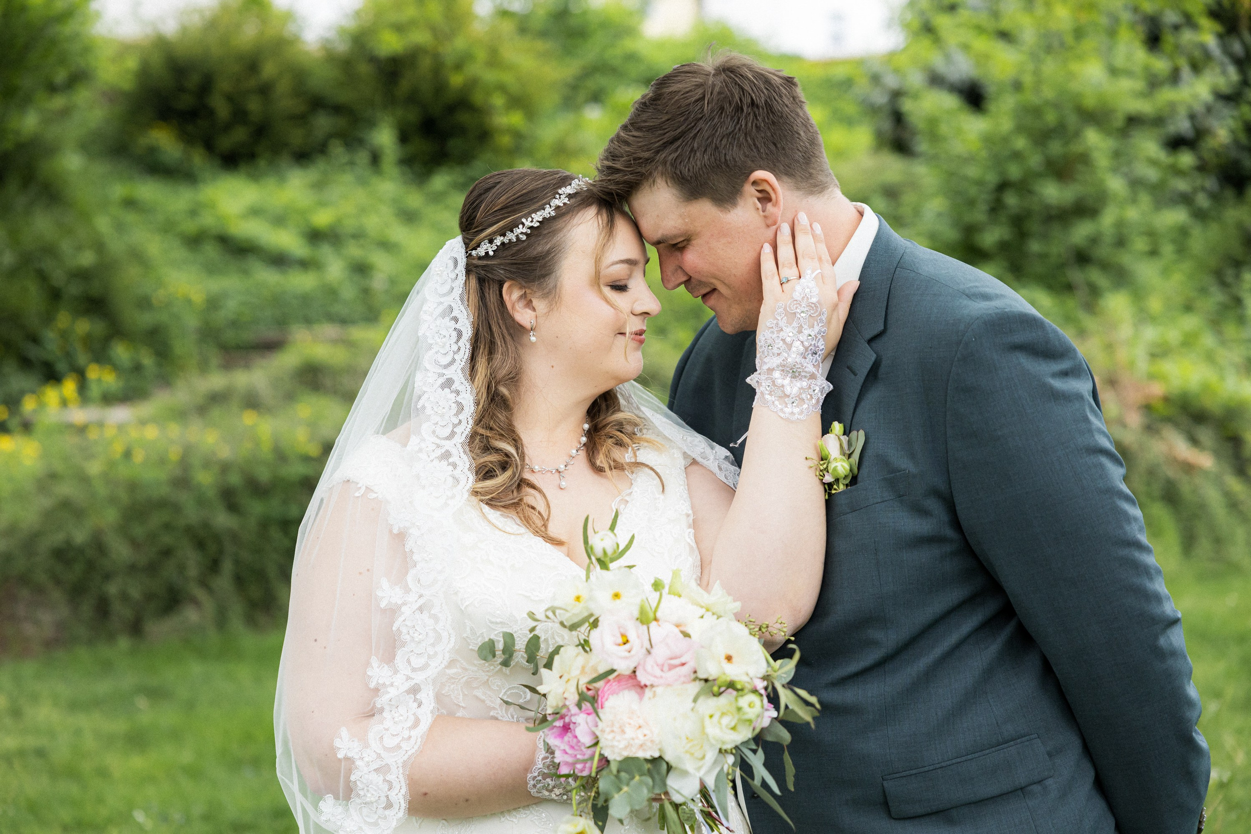 Kirchliche Trauung in Oerlinghausen. Hochzeitfotograf in Bielefeld