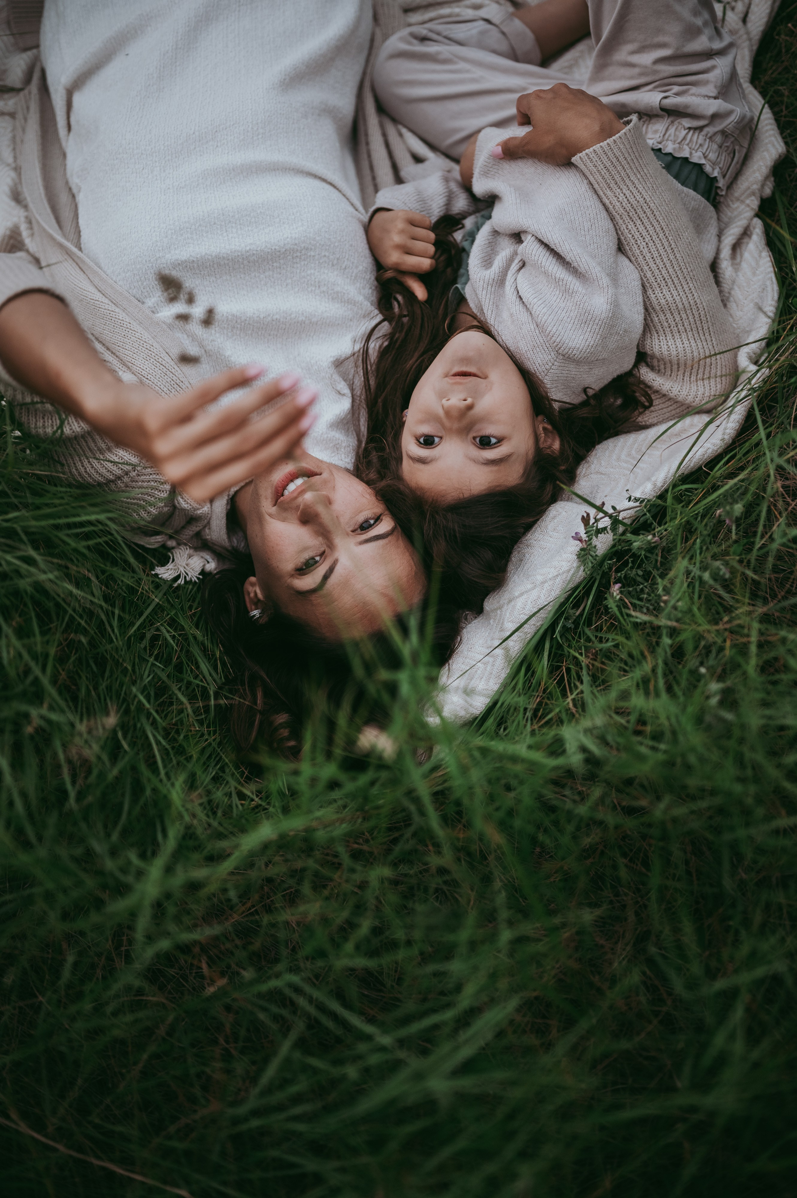 Bojana i Srna / mammy and me photosession. Deciji i porodicni fotograf u Beogradu Oksana Skendzic