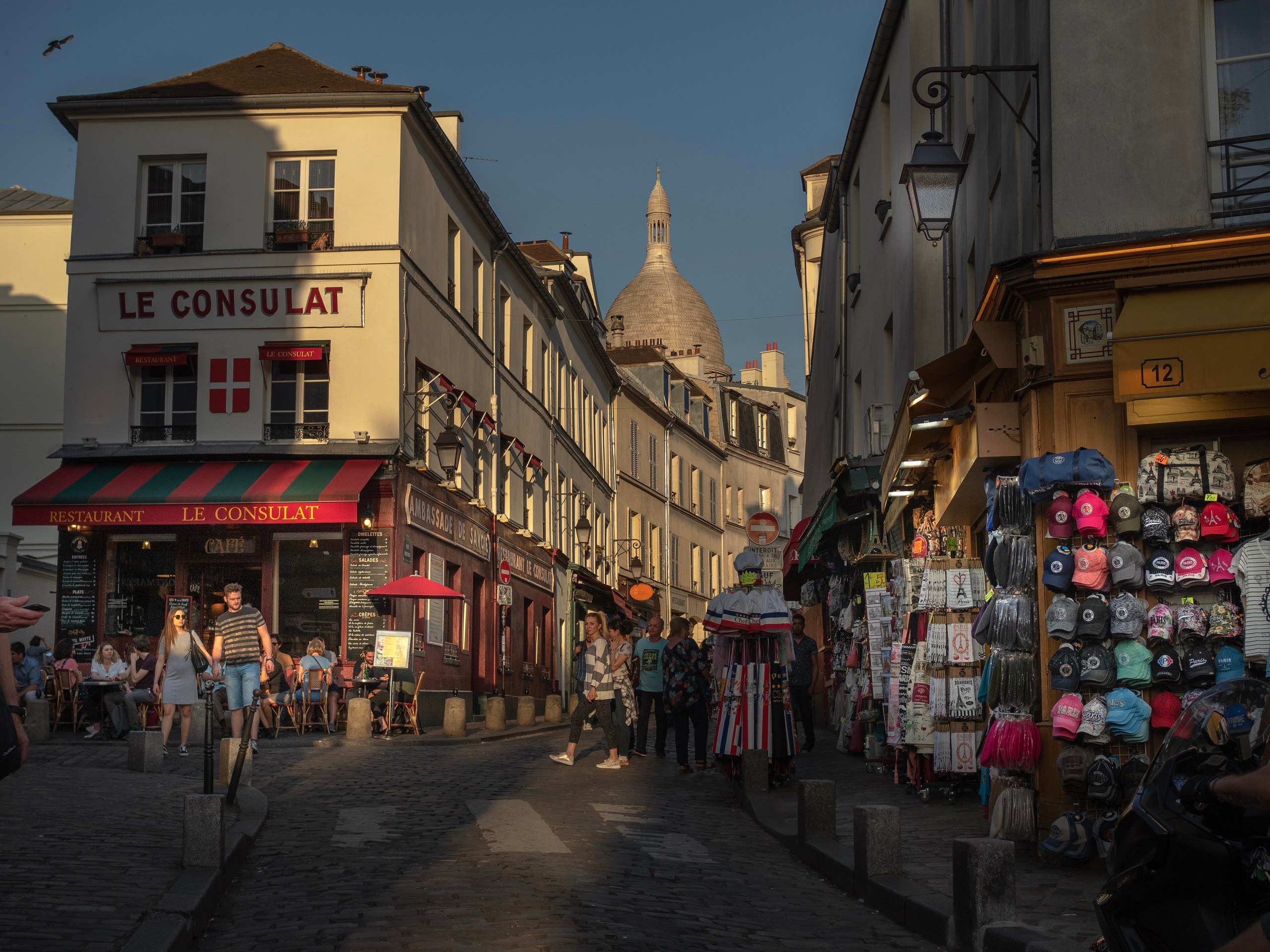 Paris. Photographe sur Cote d’Azur. Portraits de familles, couples, enfants, événements
