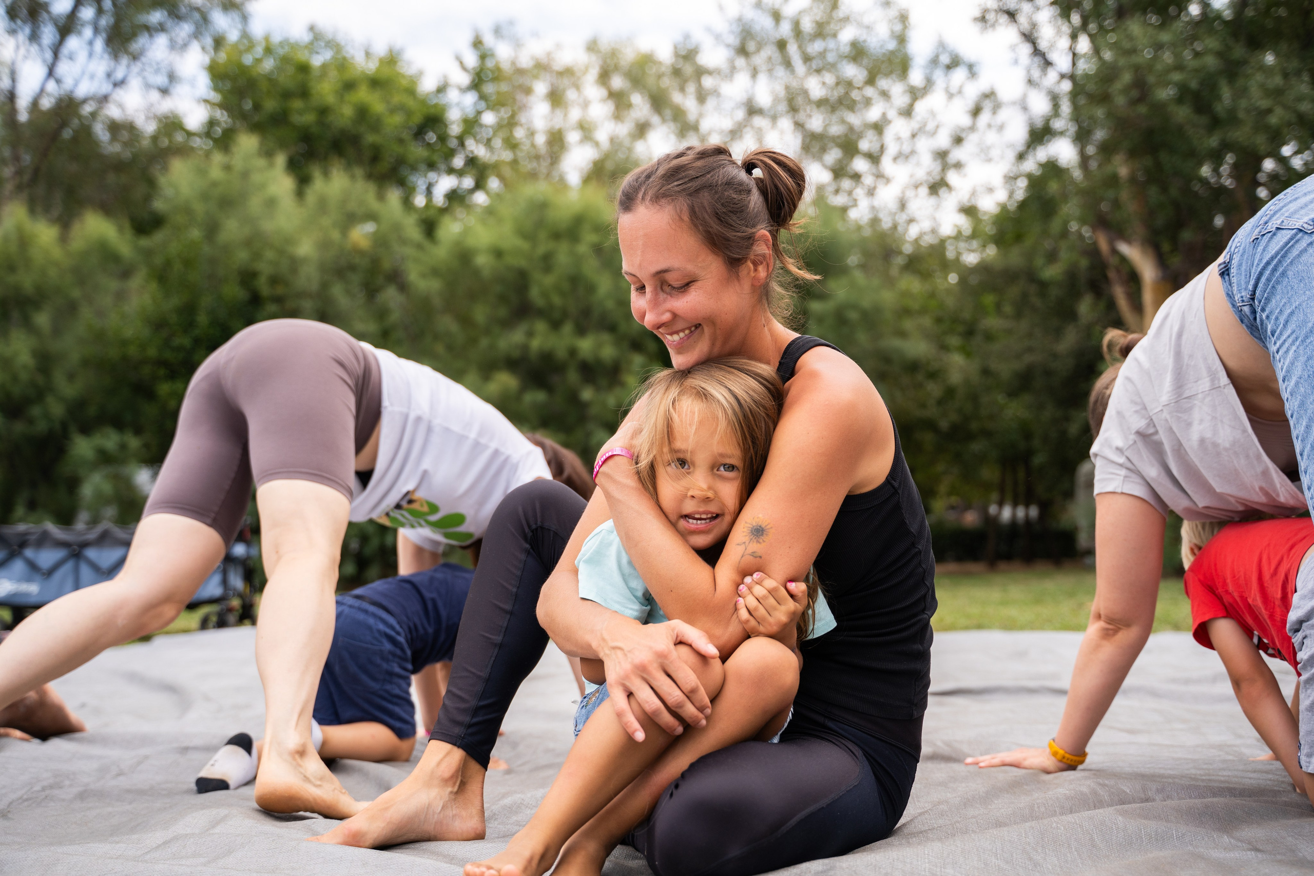 Детская игровая контактная импровизация. Семейные лагеря в Европе с Ниной Янечковой и Ириной Зиновьевой