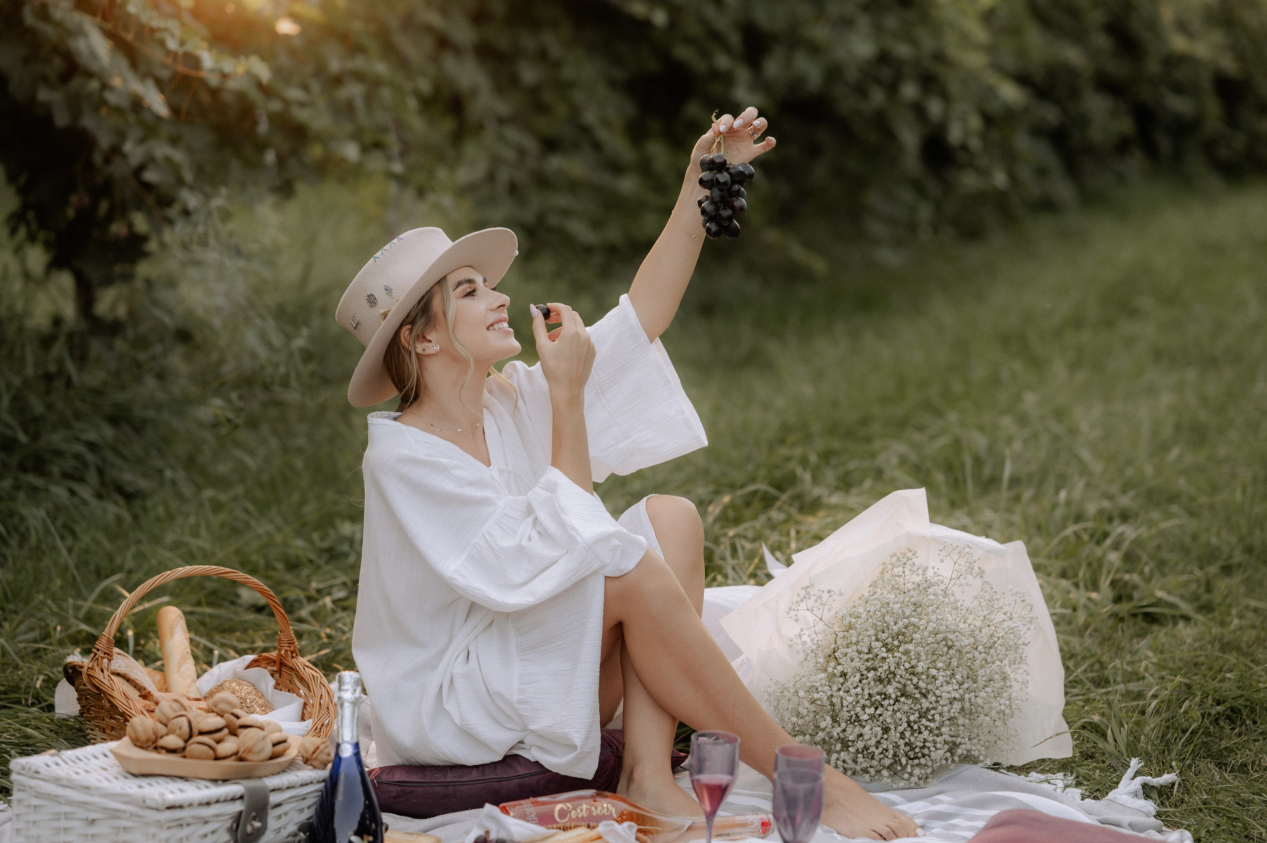 Sedinta foto in natura. Proud Vision Weddings | Wedding Photography & Film — Servicii profesionale Foto Video Nunta Iasi