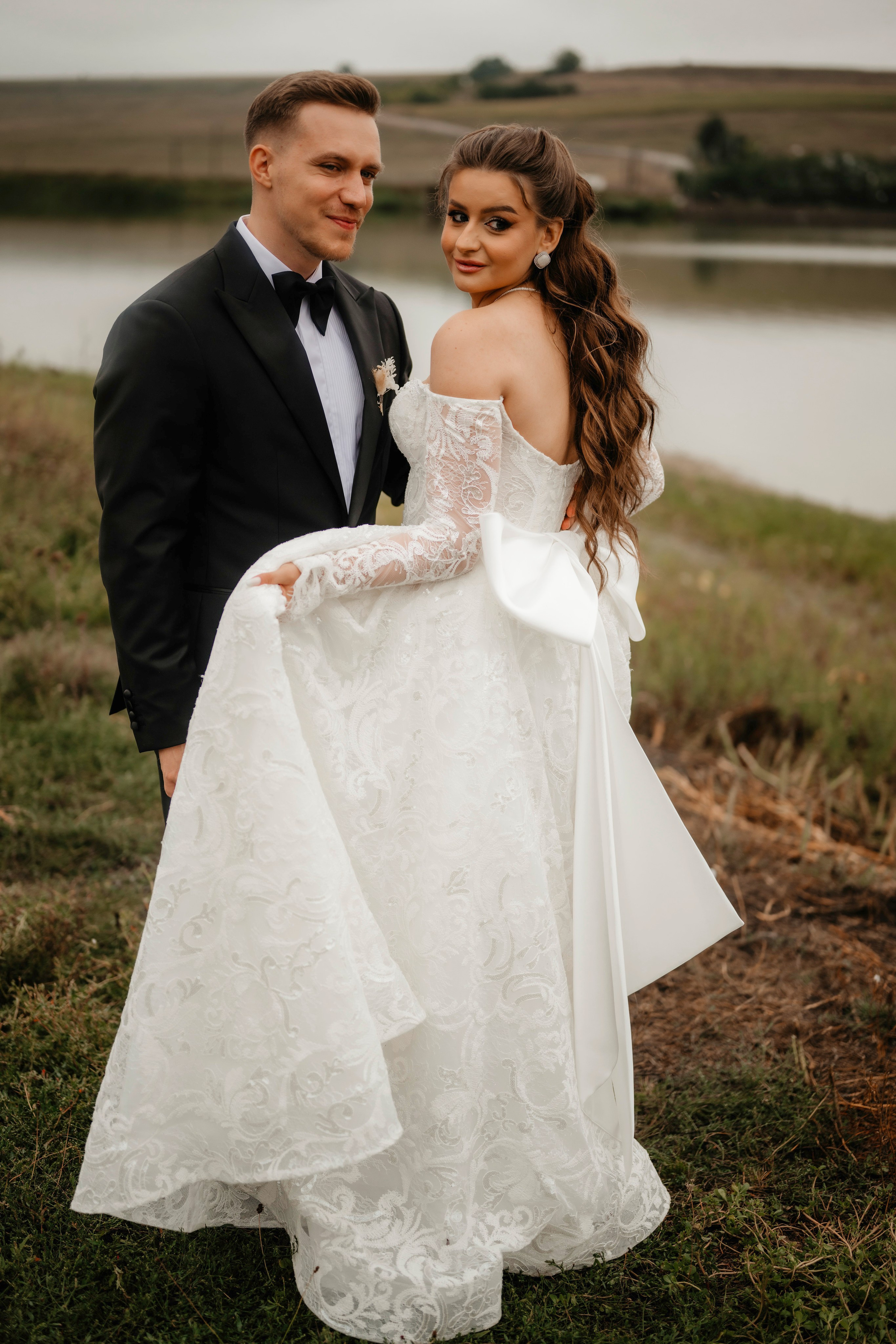 🤎 E l i s a & O v i d i u — Wedding Day Preview. Wedding & Family Photographer