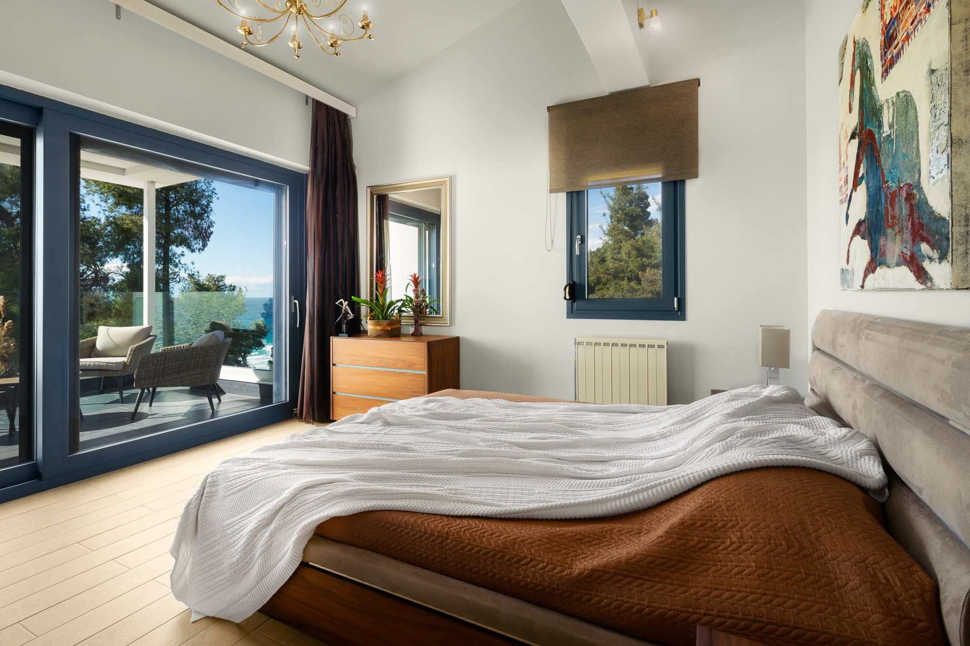 Commercial. Φωτογράφος Αναστάσιος Πιξόπουλος