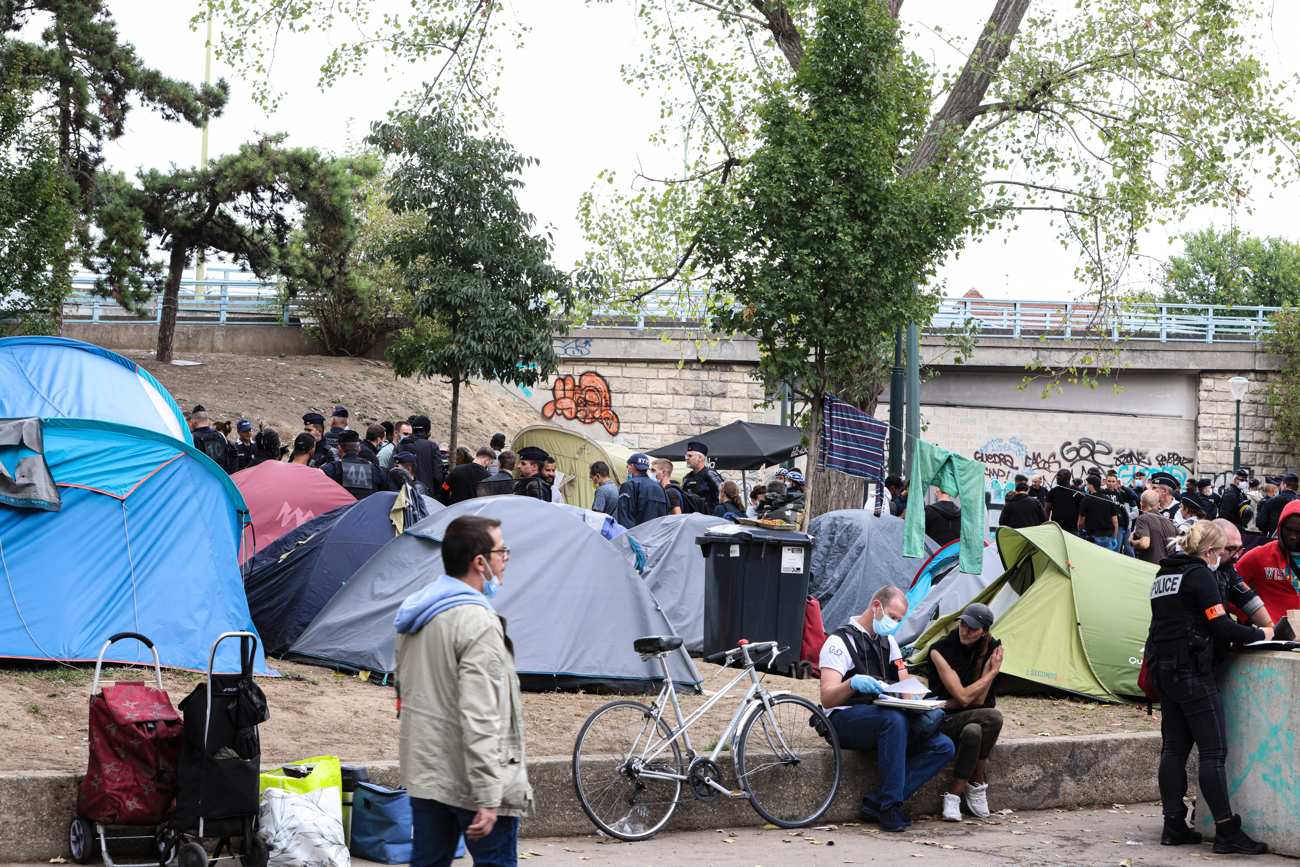 ANTI CRACK. Natalia Bogdanovska. Films et photographie corporate en France