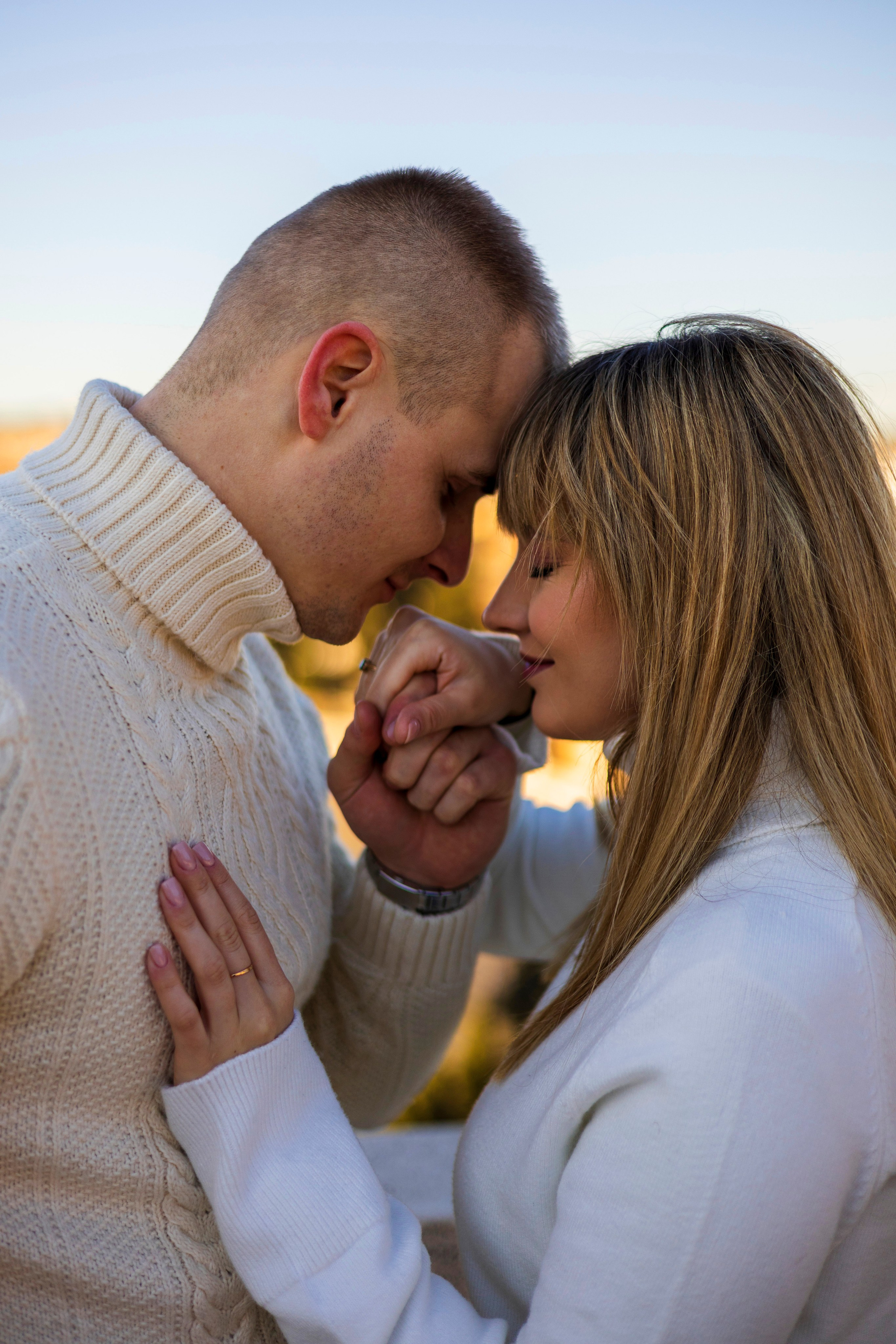 LOVE STORY. Hi! My name is Irena, and I’m a professional photographer specializing in family photography, love stories, and individual photoshoots