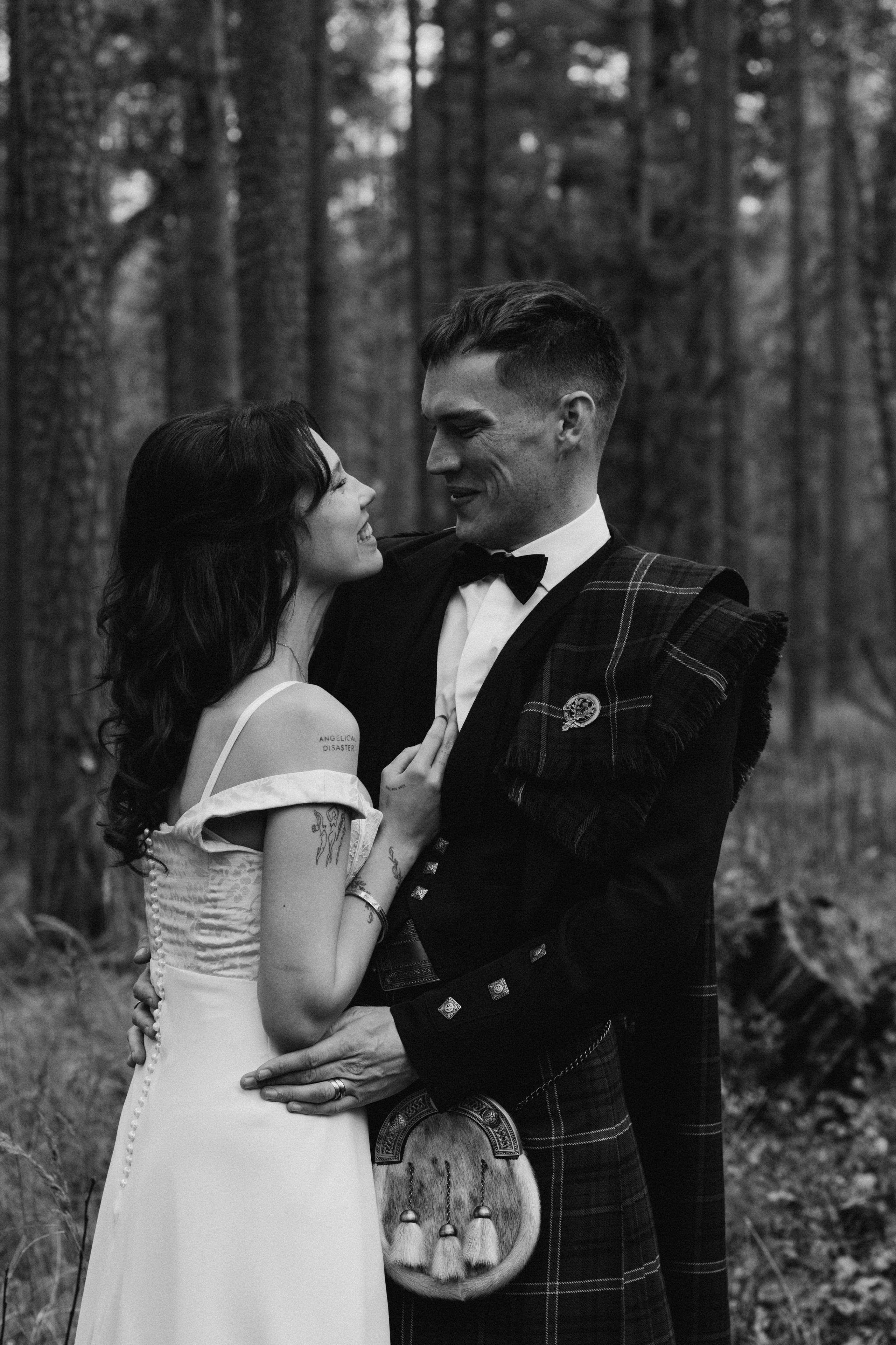 Venla & Kerr. Wedding and portrait photographer in Helsinki Vickan O