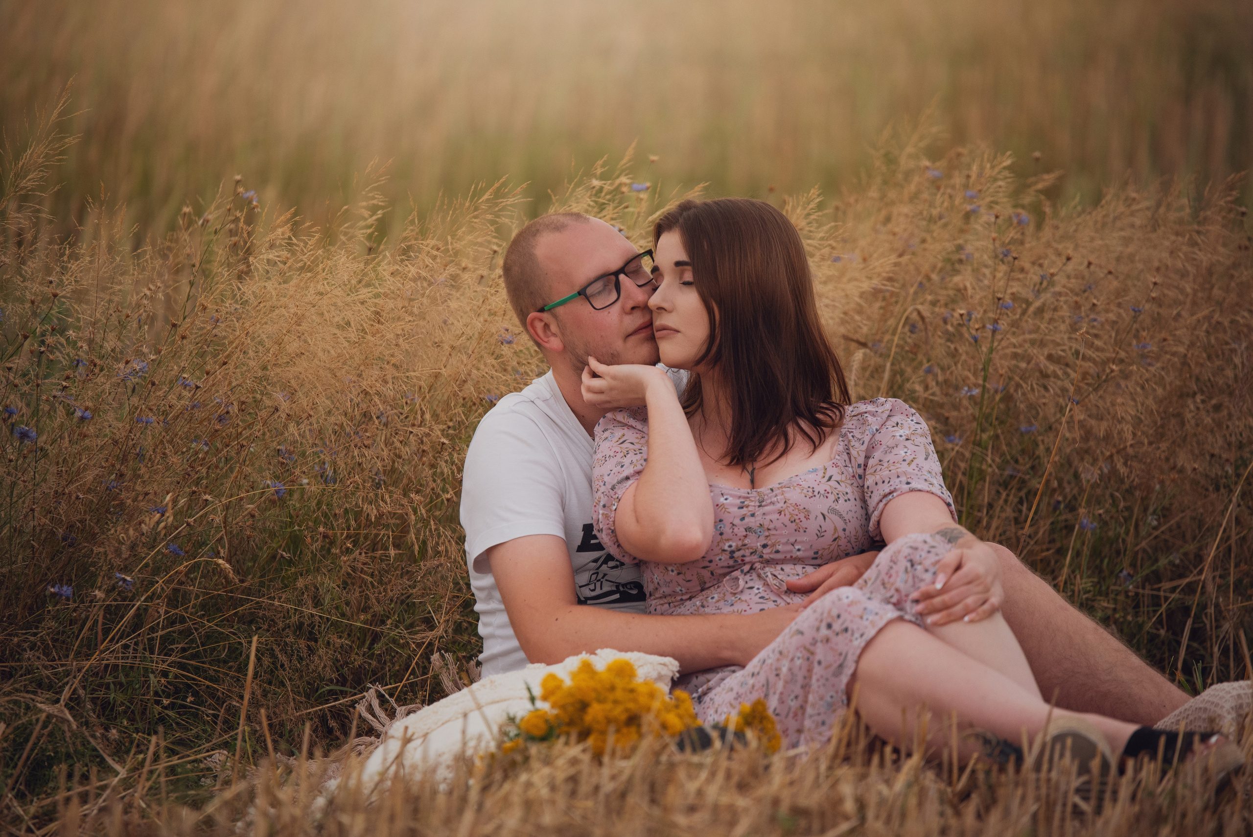 Lifestyle \ sesja narzeczeńska. Olga Sieradzka fotograf rodzinny, ciążowy i dziecięcy w Pile