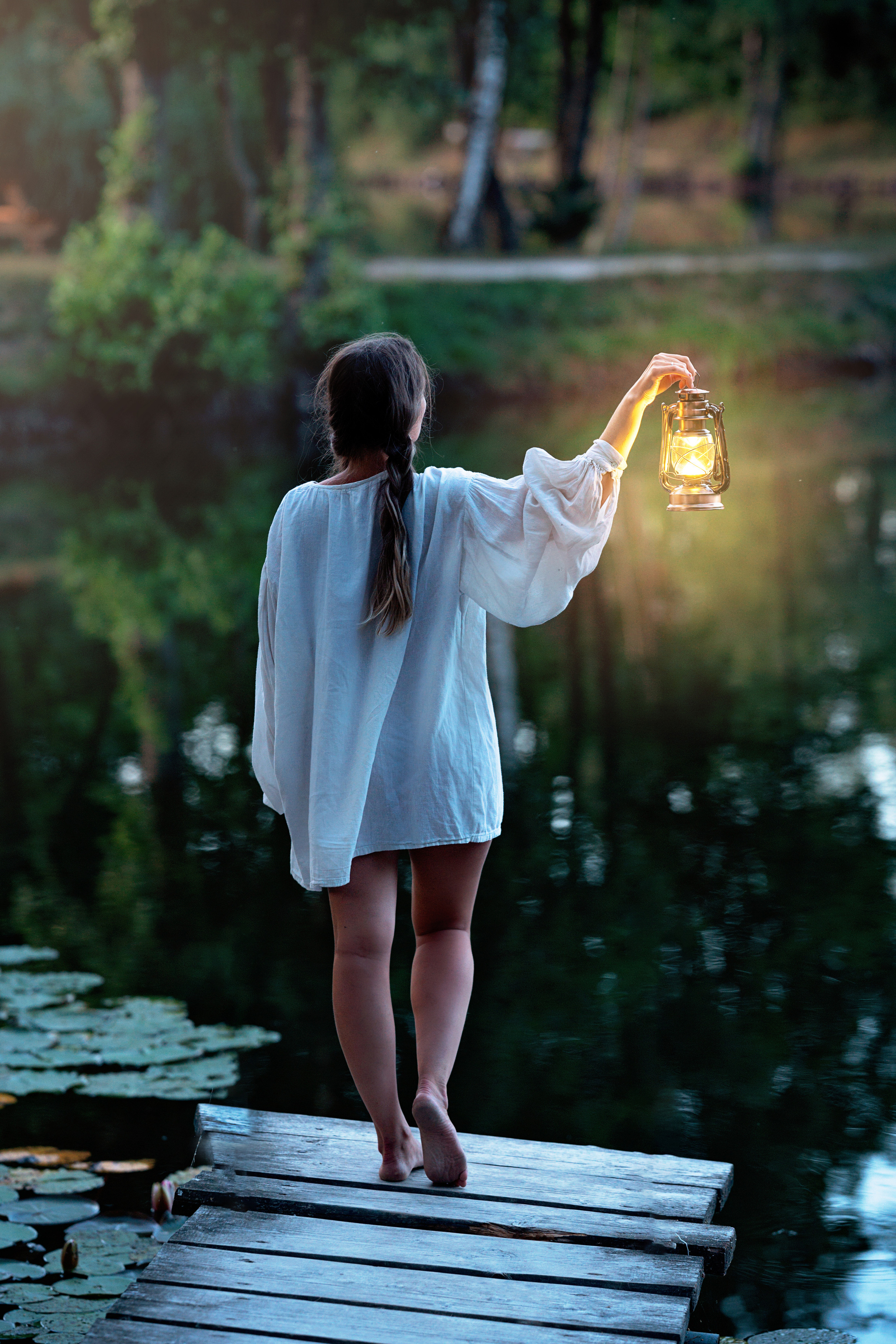 Laudry at the lake. Family, Lifestyle and Portrait photograher in Trier, Germany