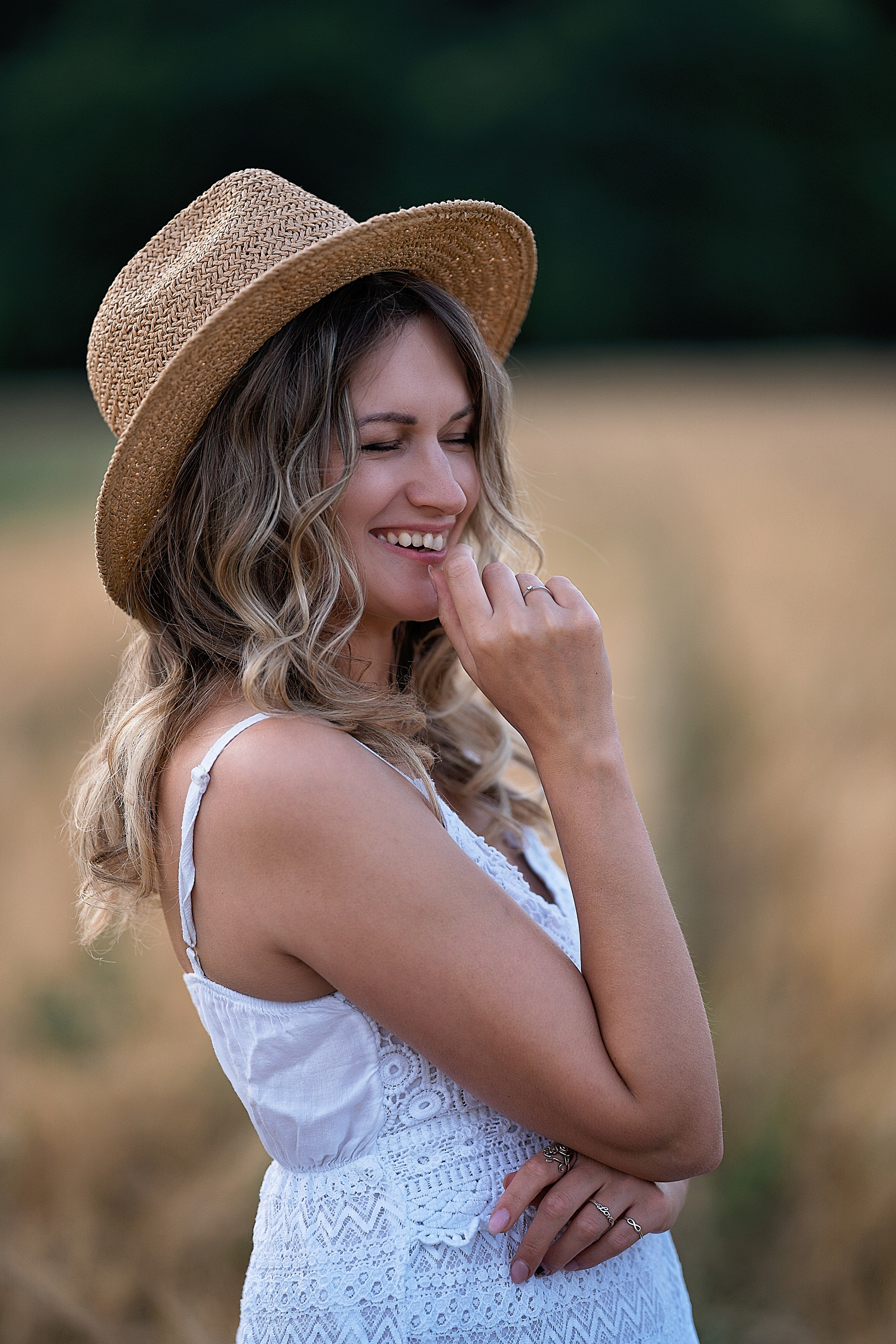 Portrait in the summer evening. Family, Lifestyle and Portrait photograher in Trier, Germany
