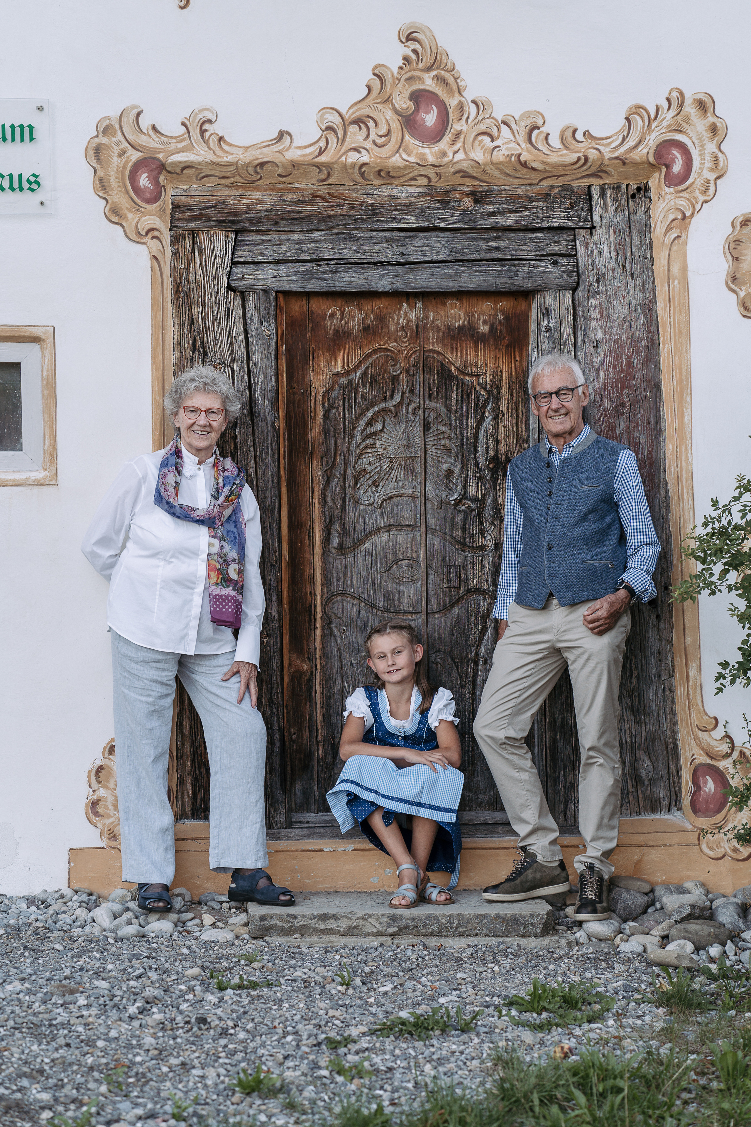 С бабушкой и дедушкой. Семейный, детский и женский фотограф в Германии, Трире