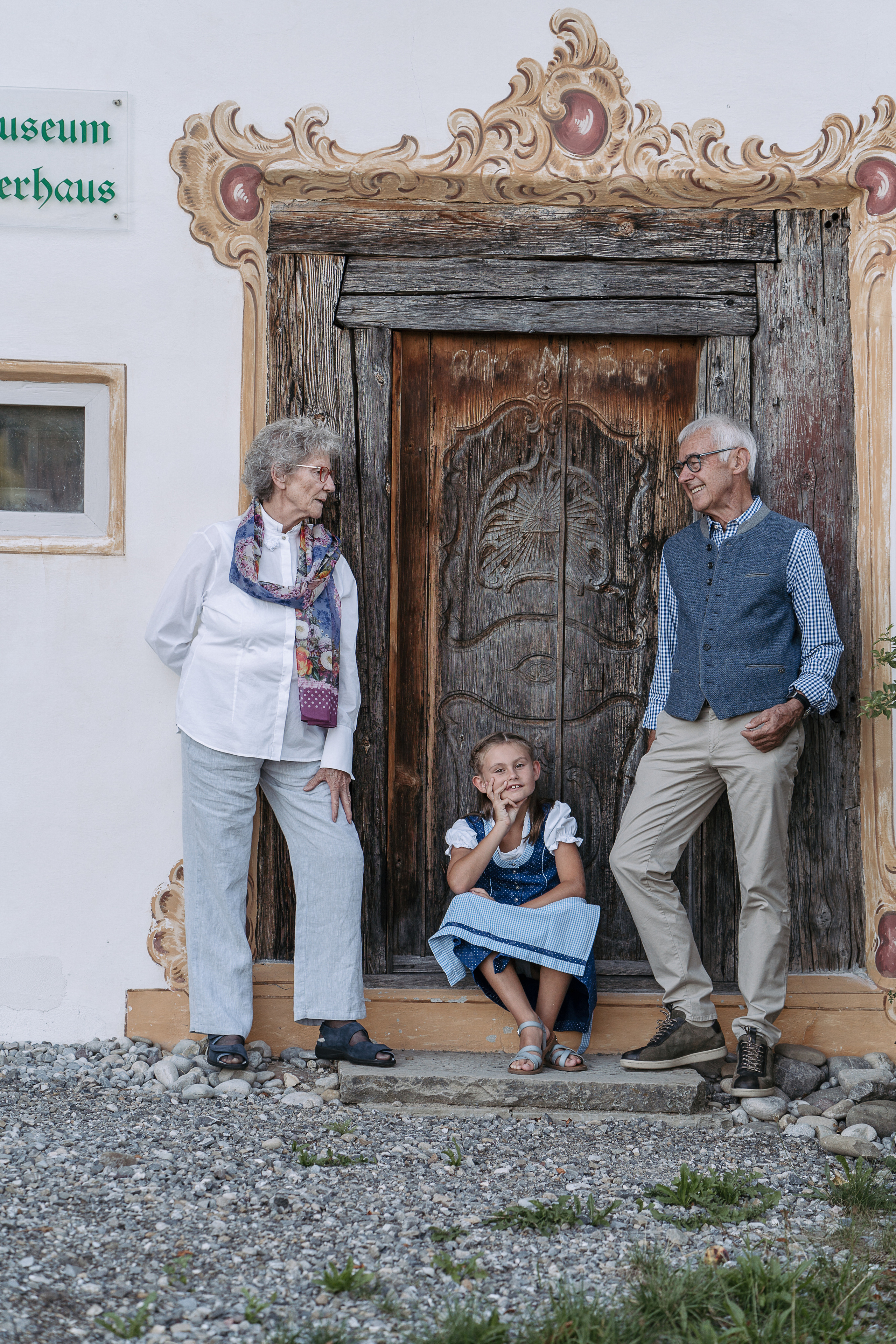 С бабушкой и дедушкой. Семейный, детский и женский фотограф в Германии, Трире