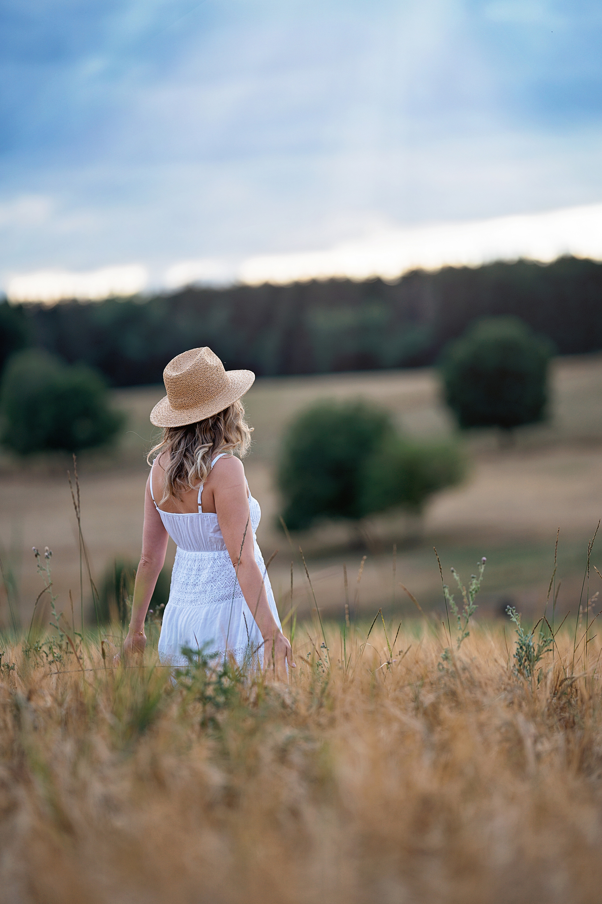 Portrait in the summer evening. Family, Lifestyle and Portrait photograher in Trier, Germany