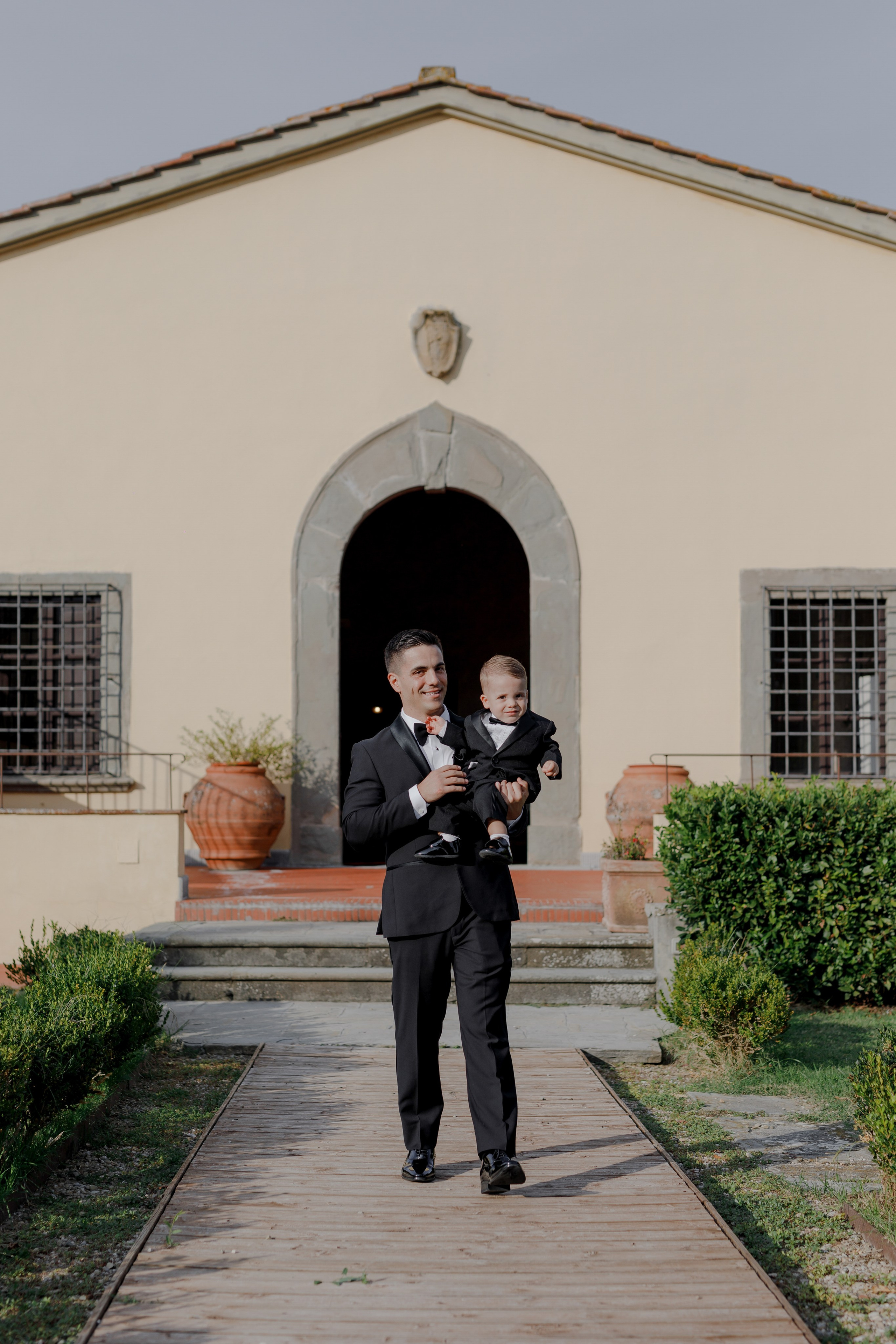 Dom&Ally. Wedding photographer Italy