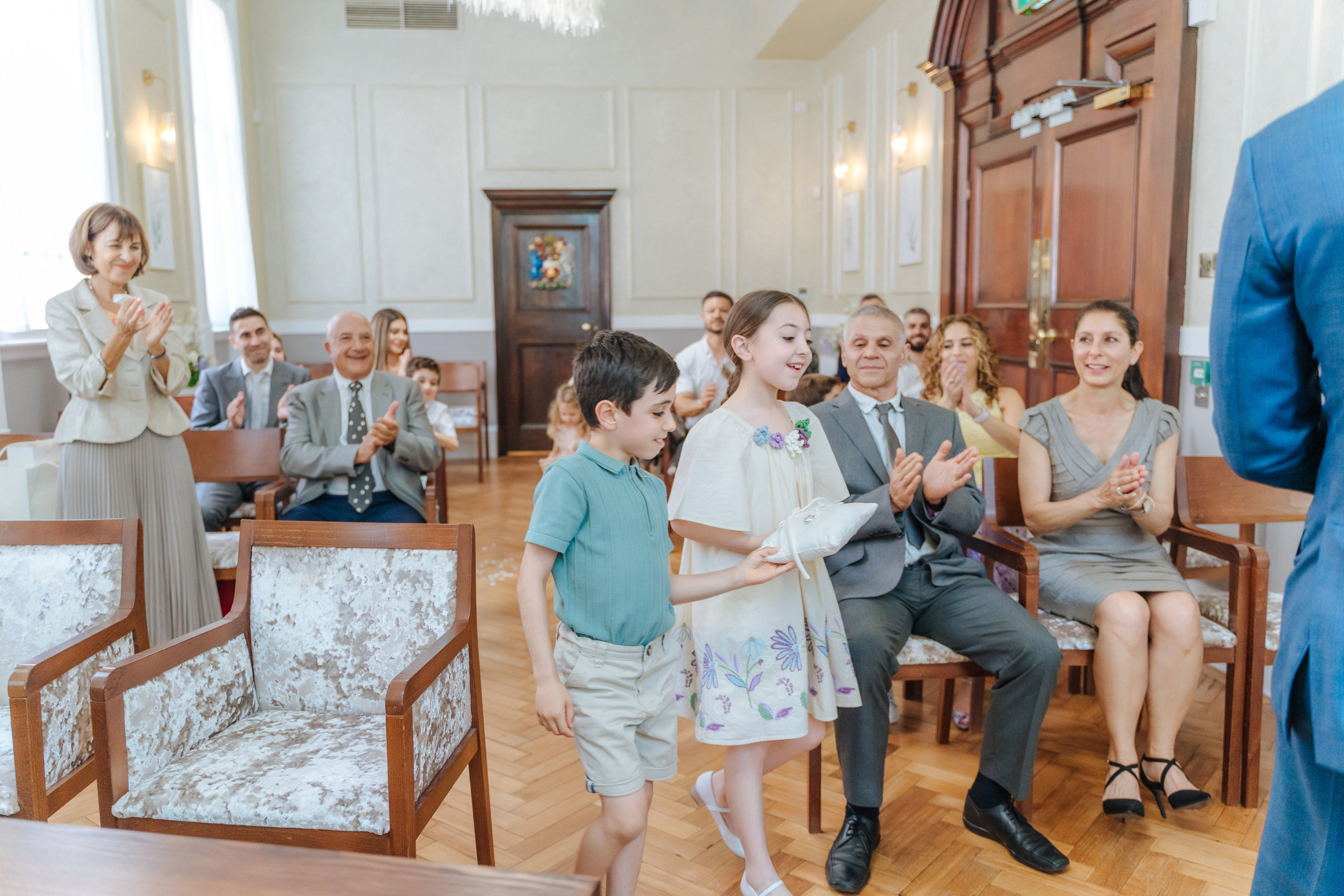 Civil ceremony at Chelsea Old Town Hall,  Wedding in Chelsea, Wedding in London,  wedding photographer in Chelsea, wedding photographer in London