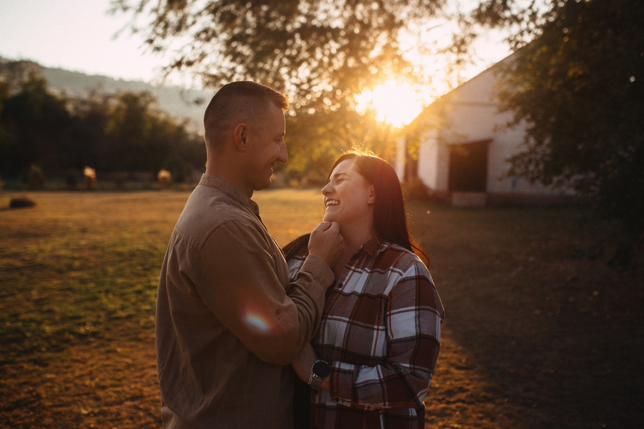 Pełna emocji fotografia sesja rodzinna i love story par zakochanych lifestyle | Natalia Malinowska Fotografia | Augustów Warszawa. Natalia Malinowska Fotografia | Fotograf ślubny i rodzinny Augustów Warszawa