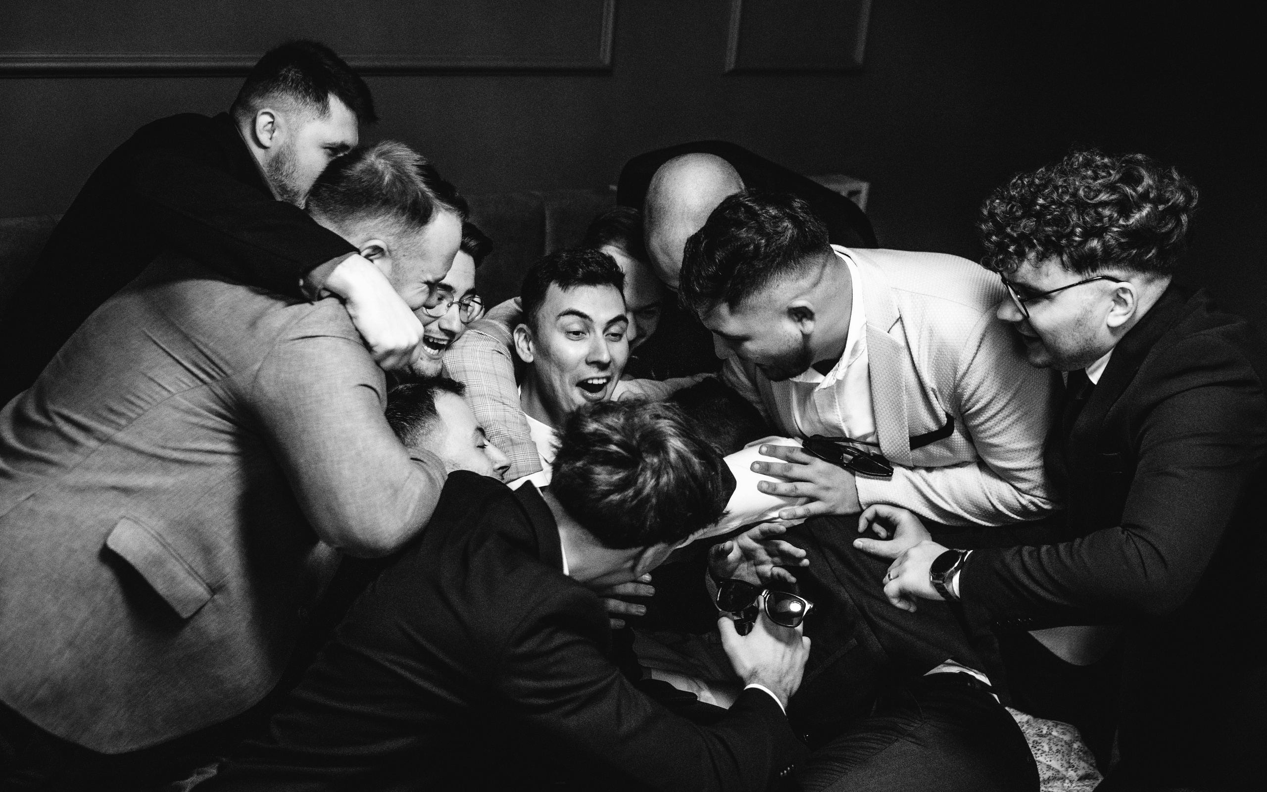 🤎 I o a n a  & D a n i e l — Wedding Day Preview. Wedding & Family Photographer