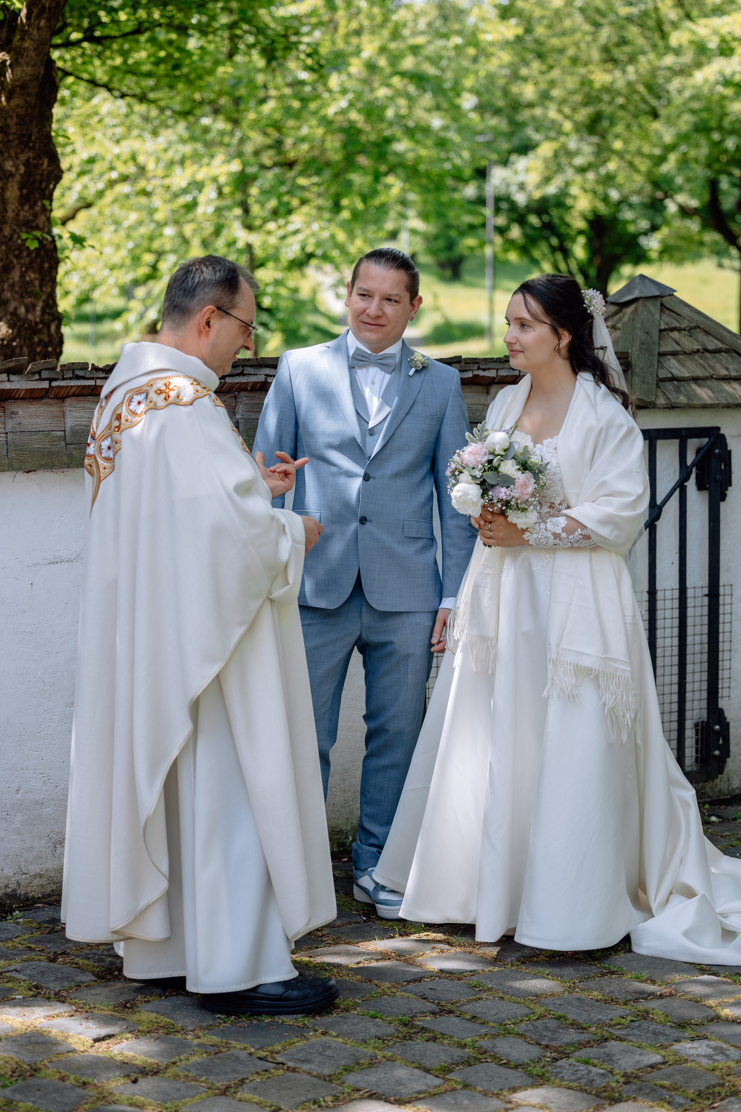 Trauung und Taufe: Heilig-Kreuz-Kirche. Hochzeitsfotograf München Taufe Familienfotograf Tanja Mauke