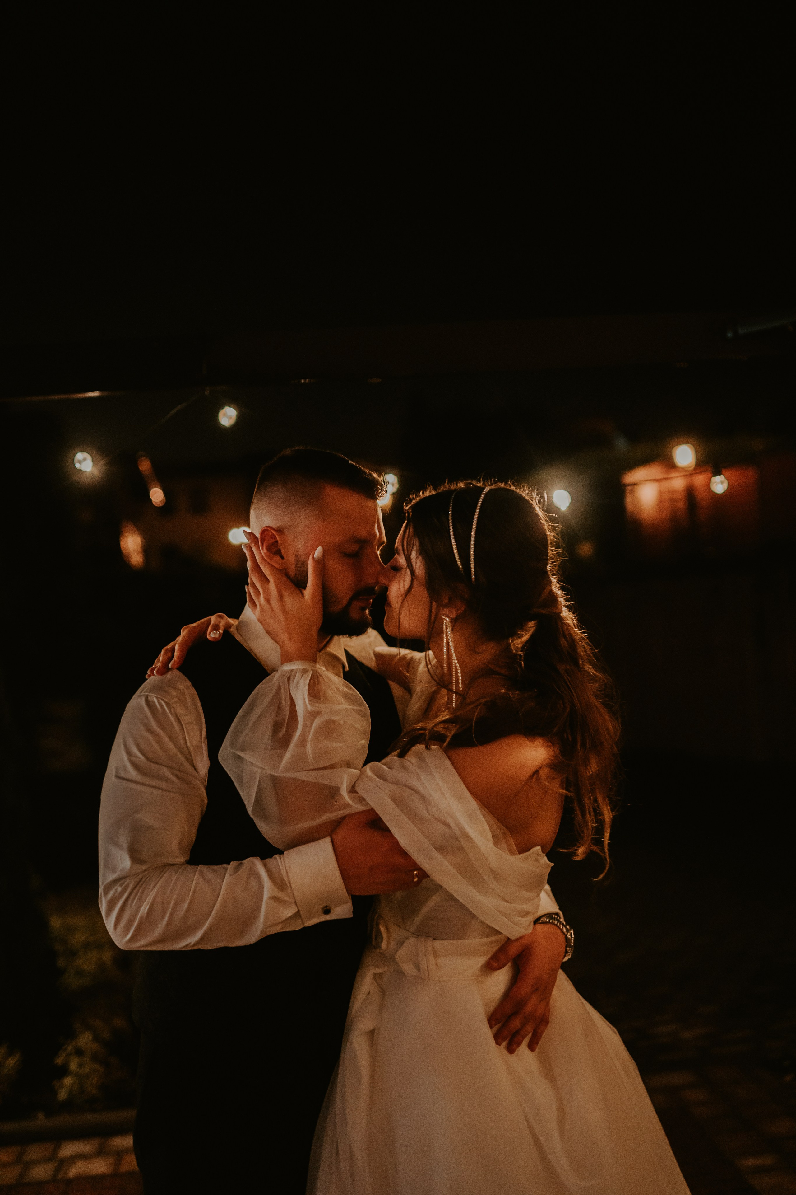 Sala Koralowa w Jaworzu: Opowieść o ślubie Nikoli i Kacpra. Karkowskafoto - fotografia miłości