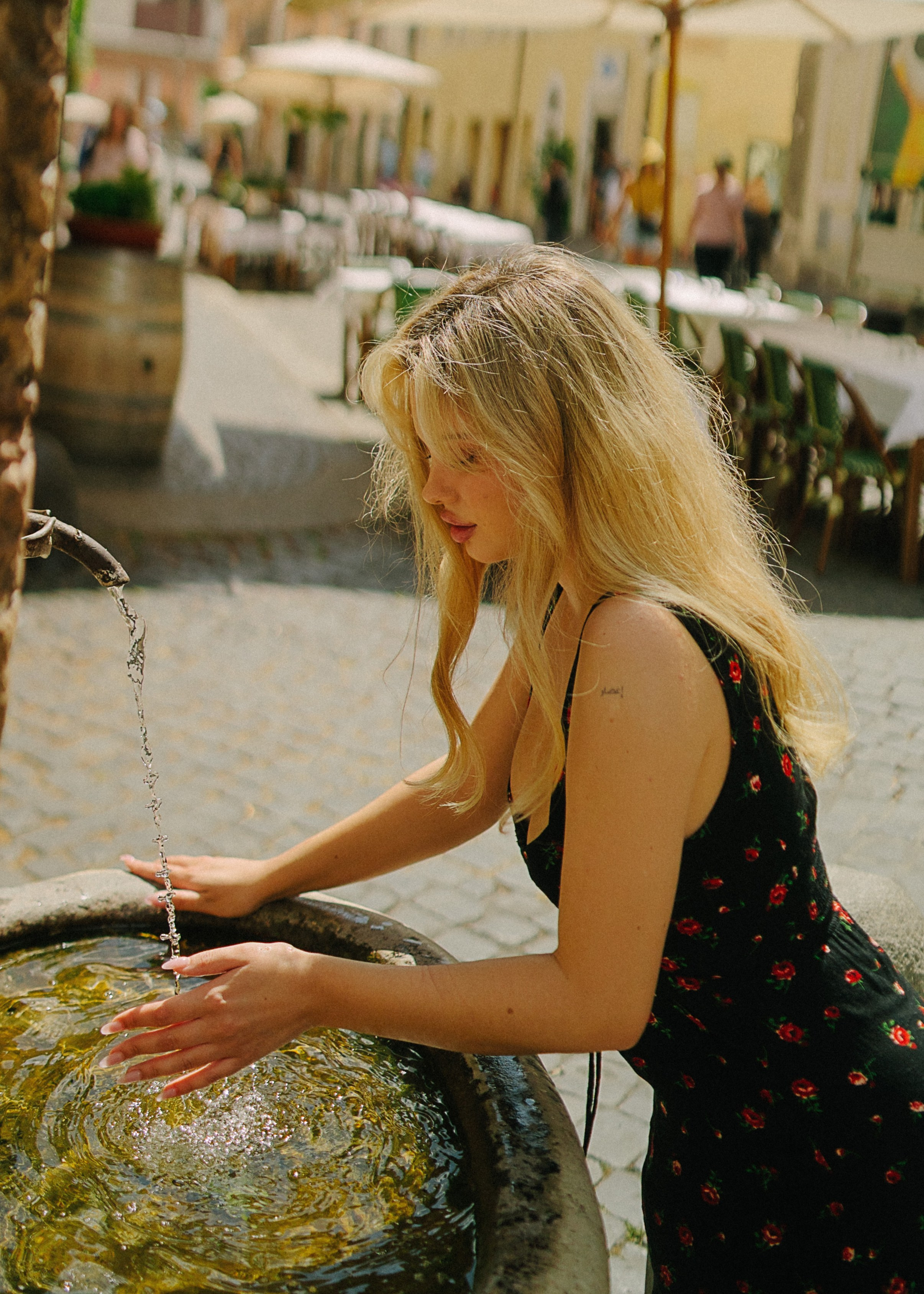 Tanya at Borgo Pio. Photographer in Rome and Italy. Stas Varych