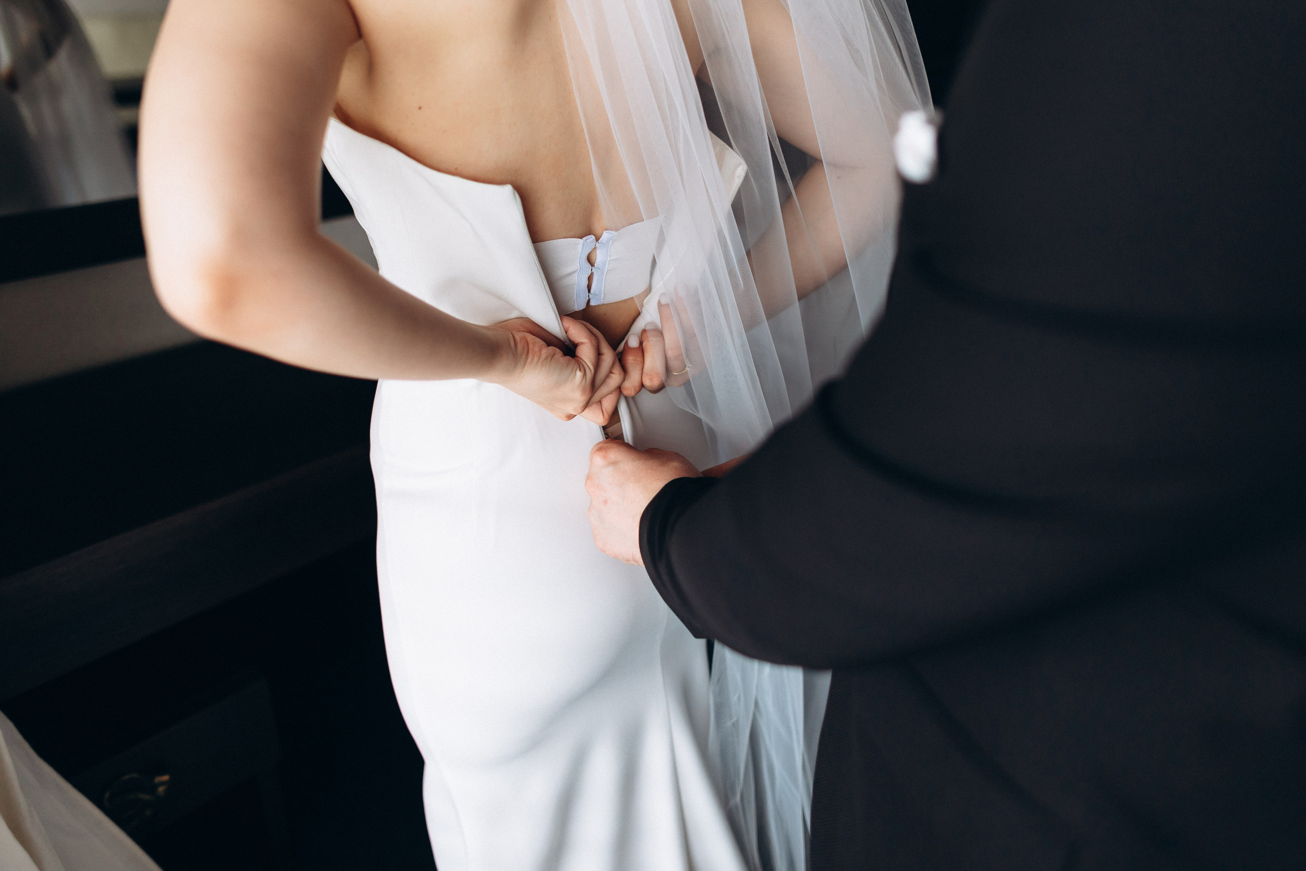 White Wedding. Wedding and Family Photograph
