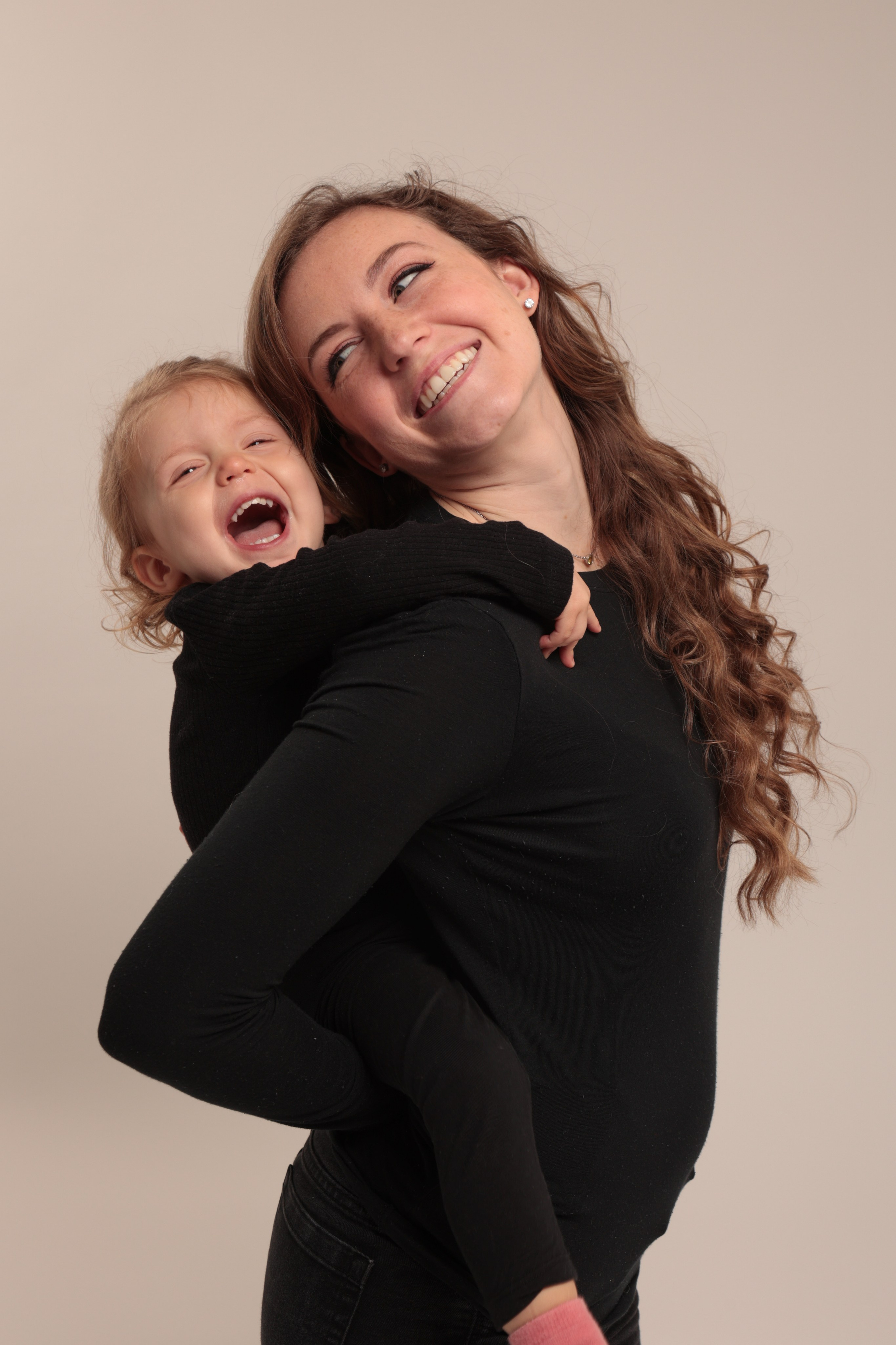 Shelby and Sophie. Photographer in Milan |Mila Pro Photo